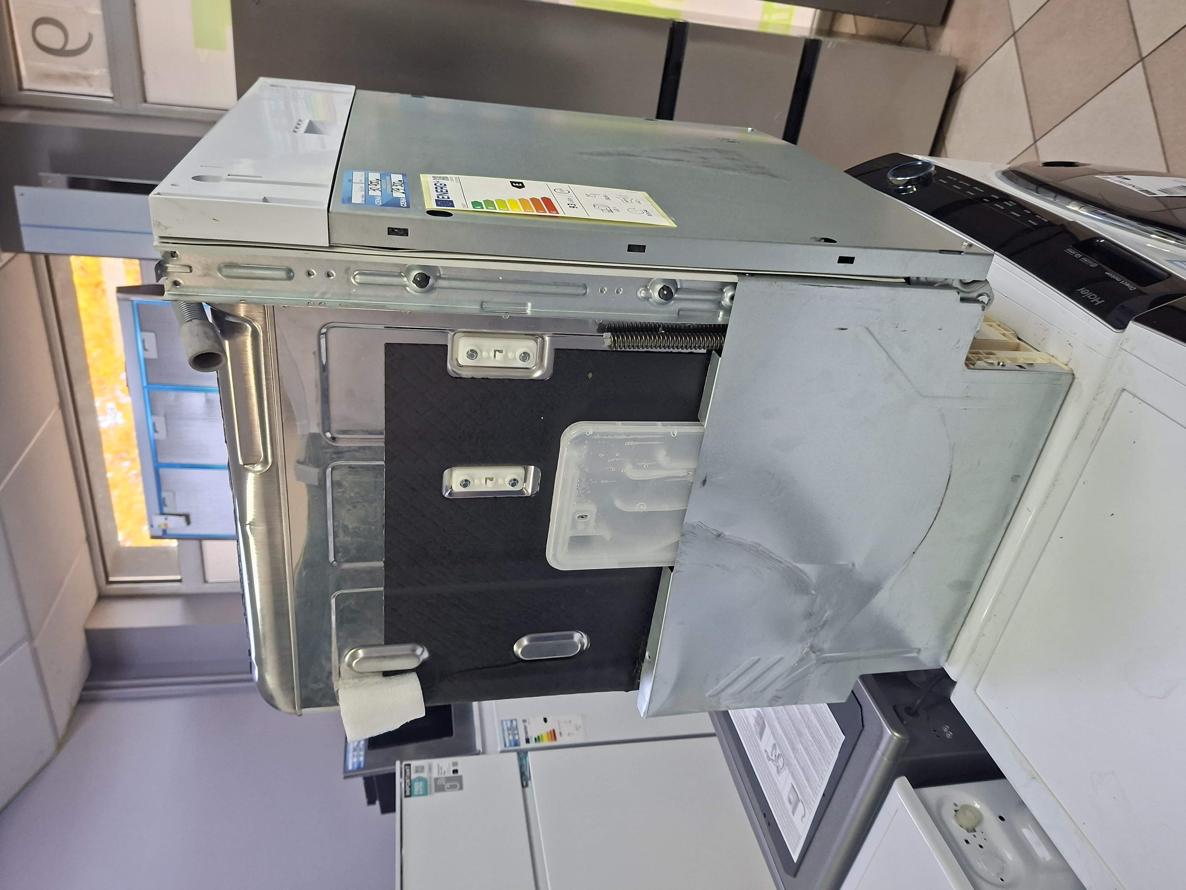 Ugradna sudo mašina Candy CI 3E7L0W2, 13 kompleta