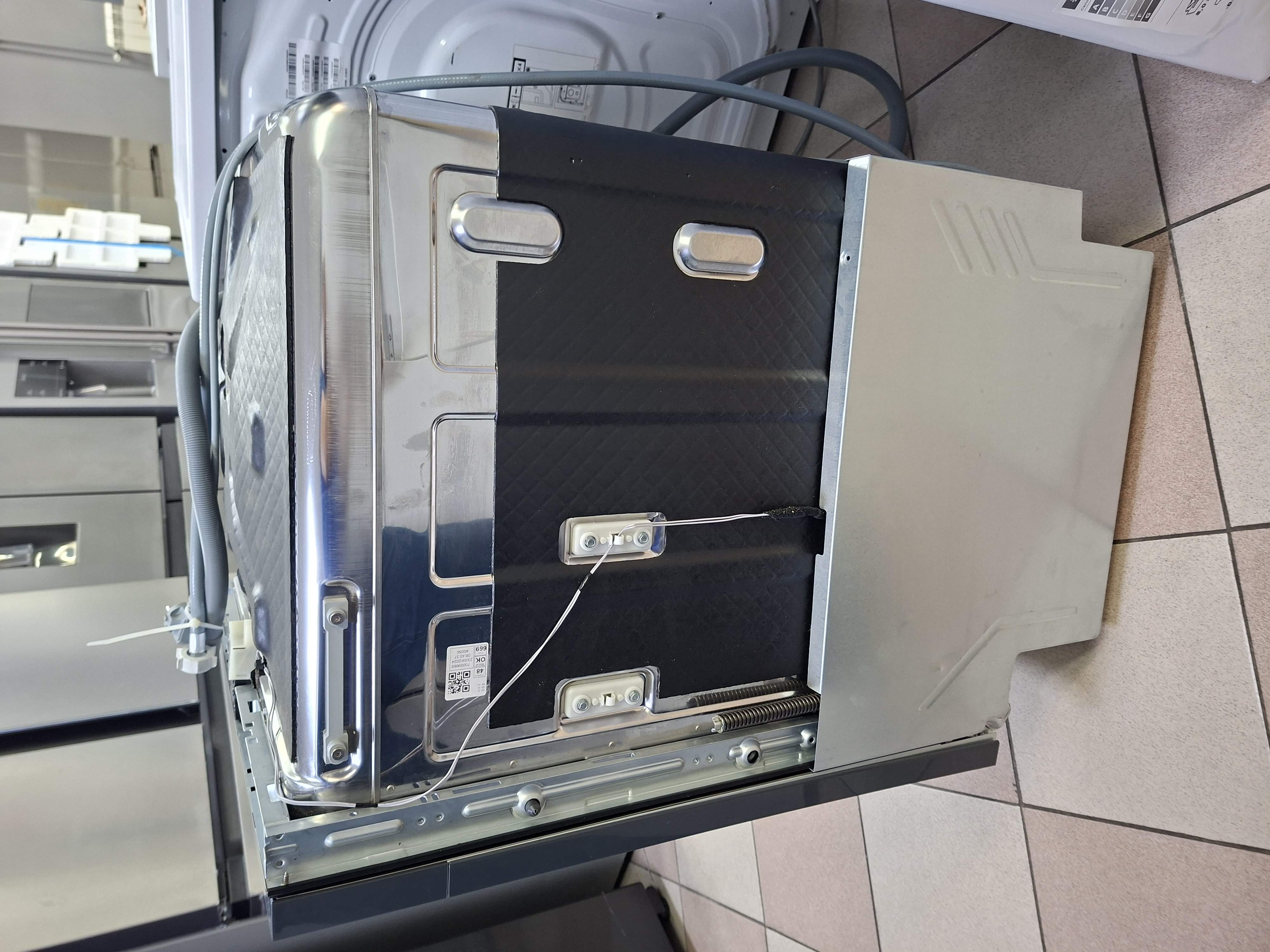 Ugradna sudo mašina Candy CI 6E7F1A , 16 kompleta