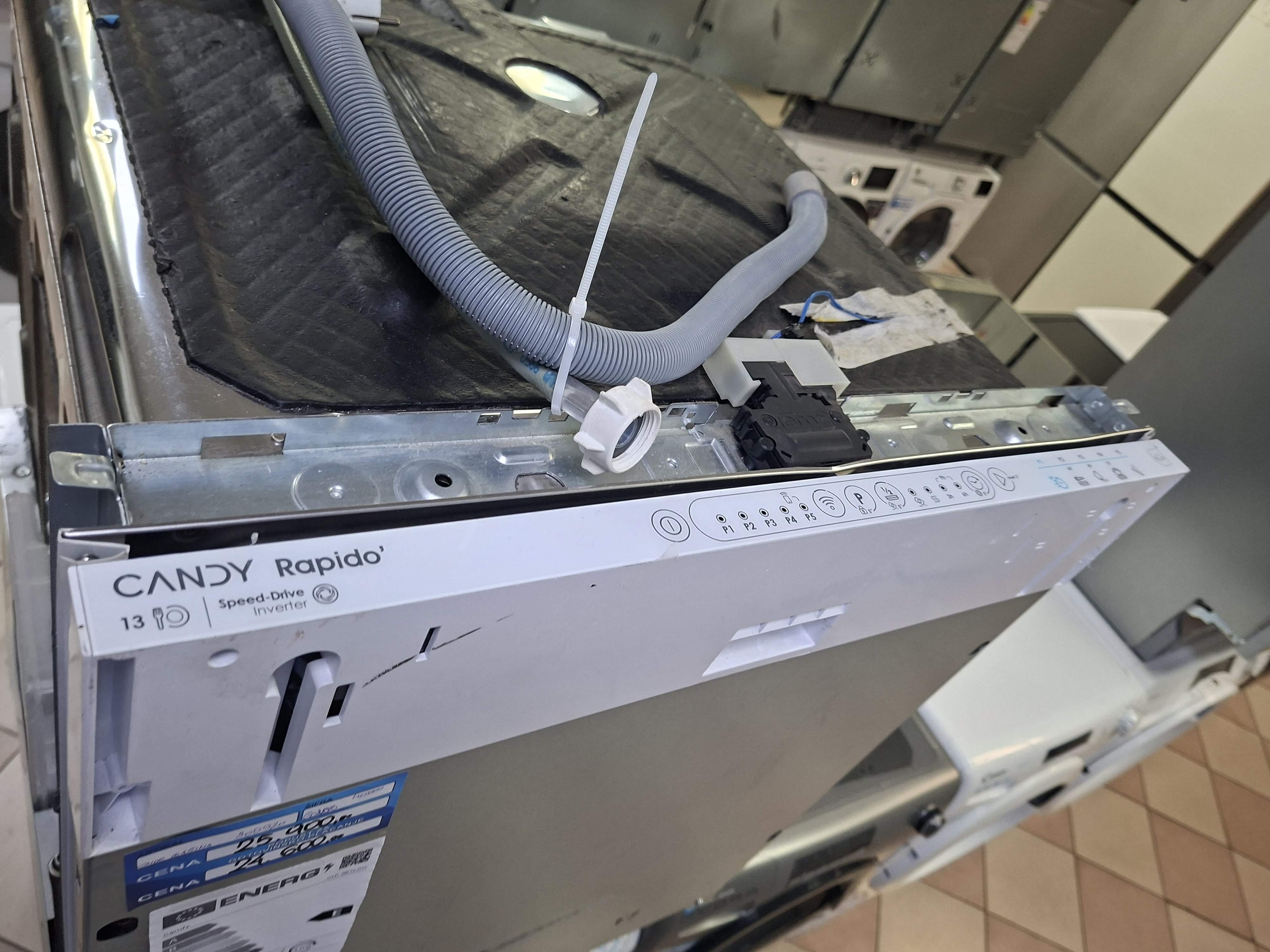 Ugradna Sudo mašina Candy CIP 3E7L0W , 13 kompleta