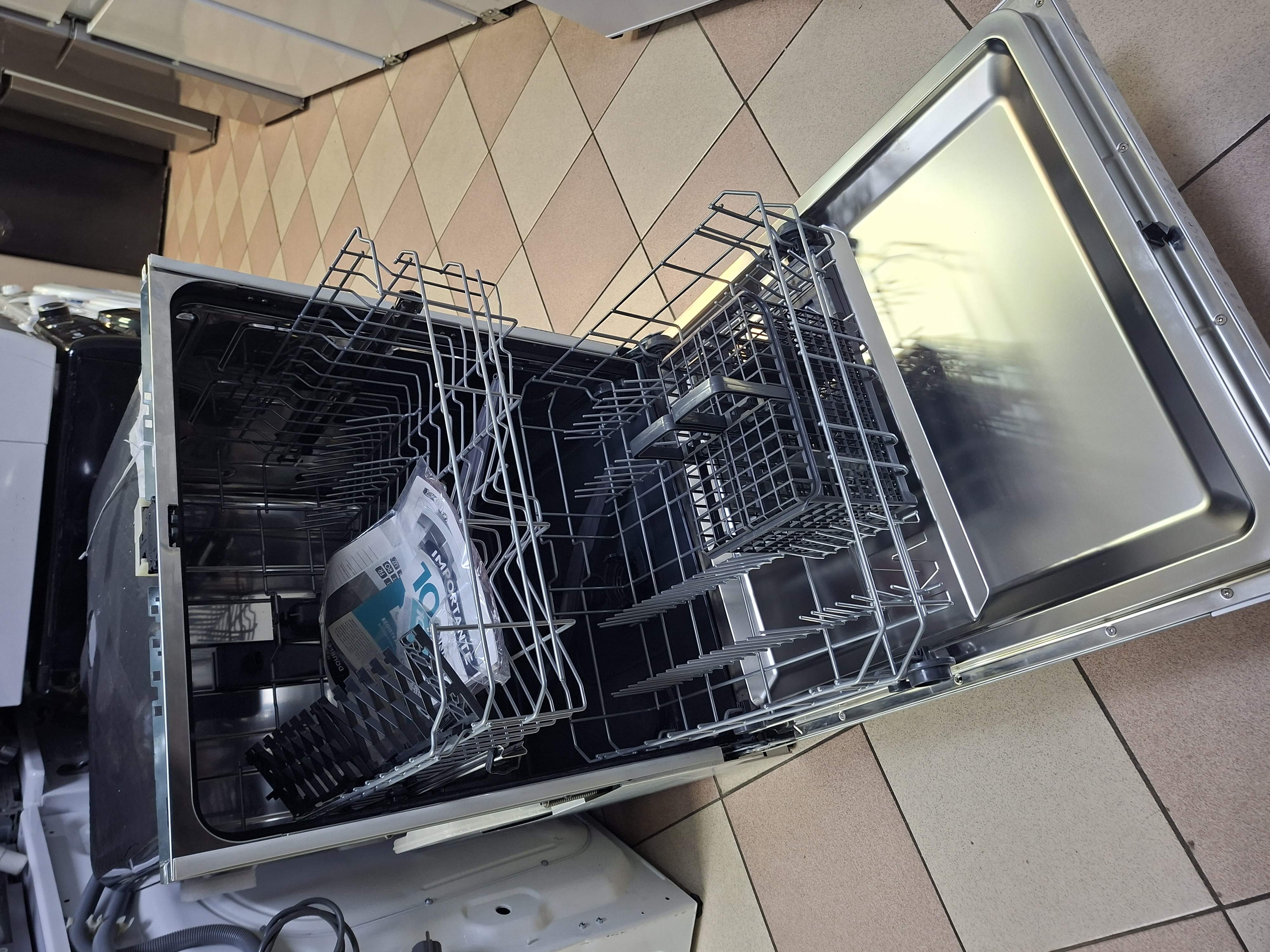 Ugradna sudo mašina Candy CIPMC E0W 3E53 (2) , 13 kompleta