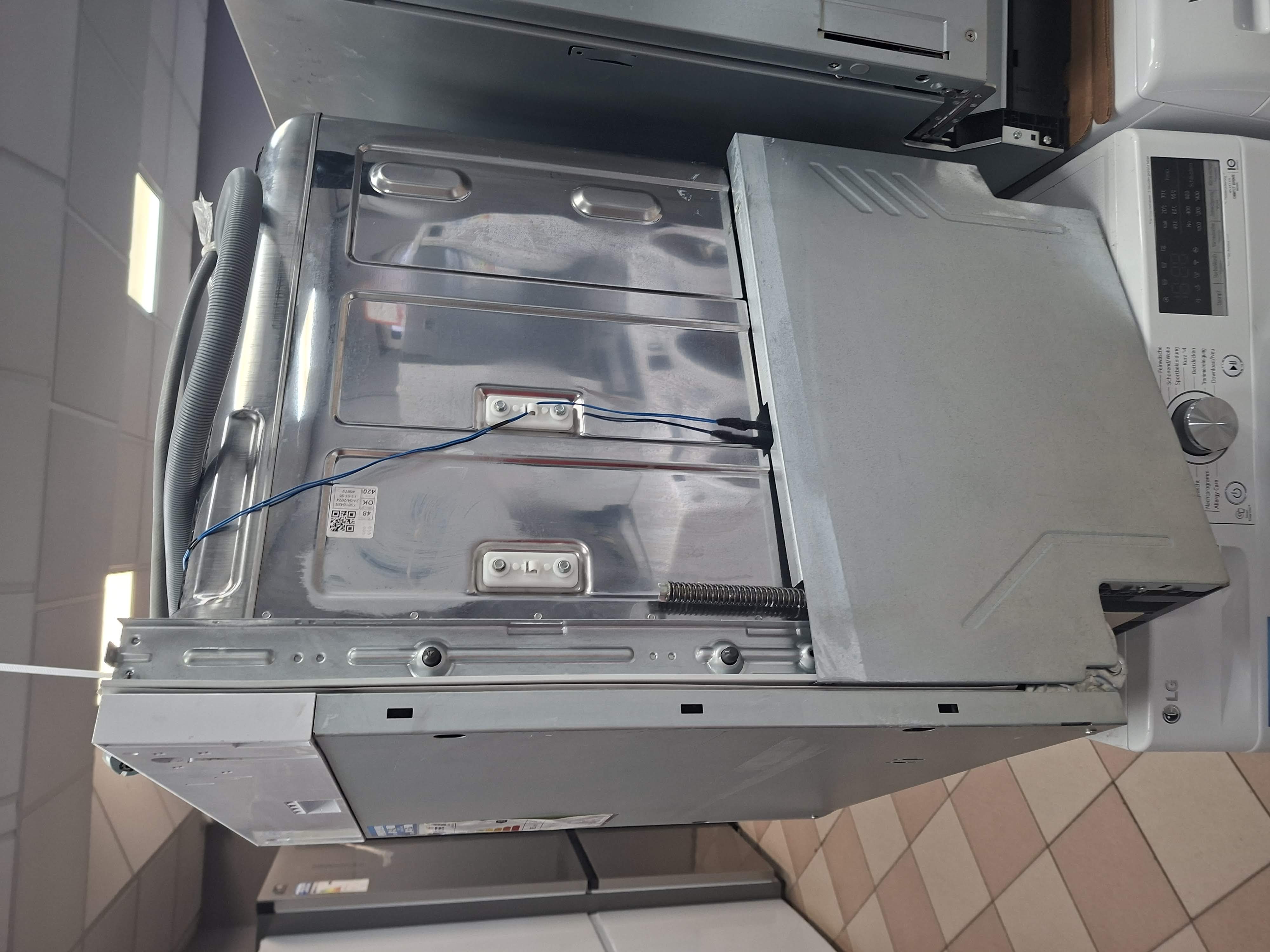 Ugradna sudo mašina Candy CIPMC E0W 3E53 (3) , 13 kompleta