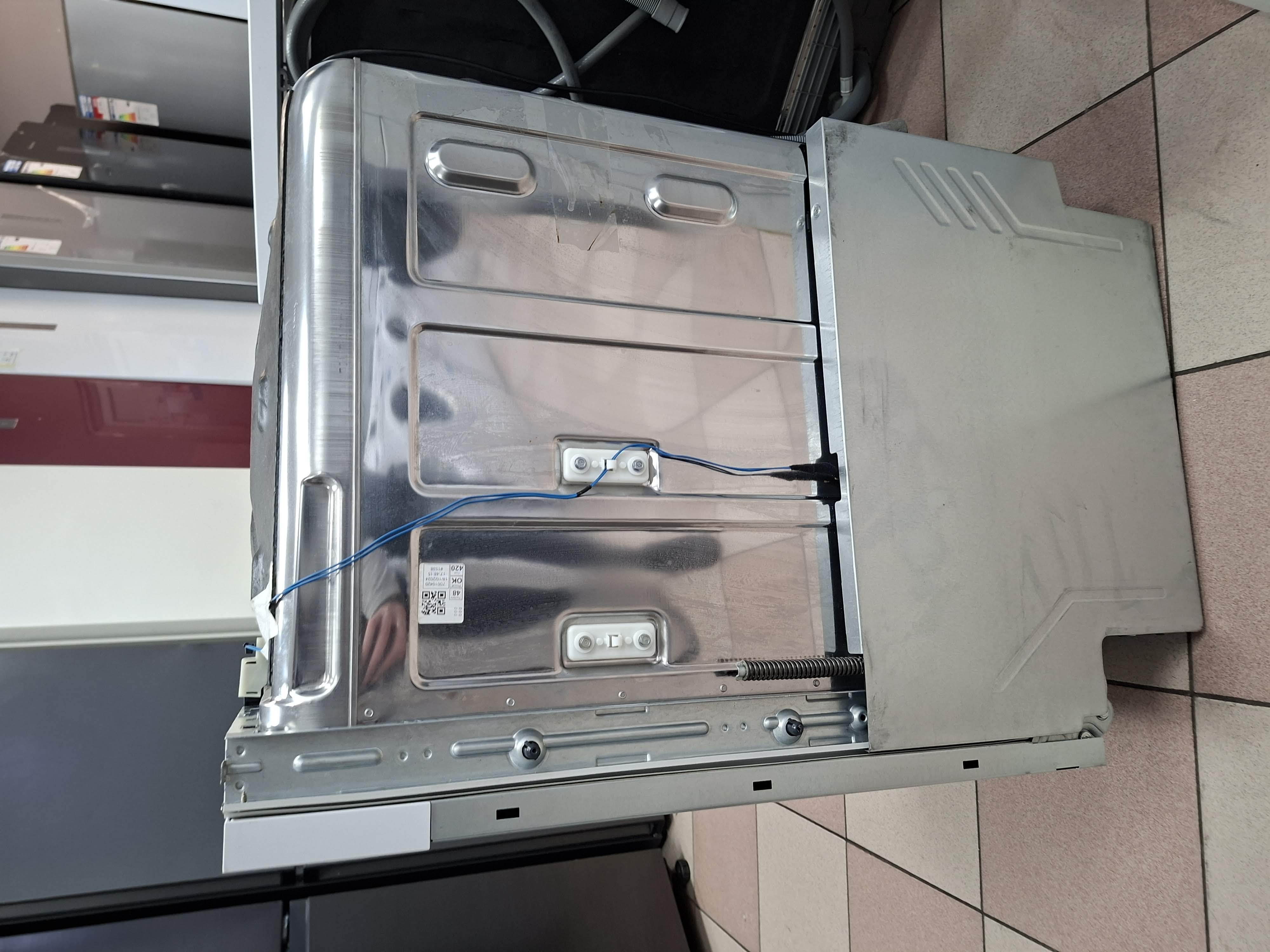 Ugradna sudo mašina Candy CIPMC E0W 3E53 , 13 kompleta