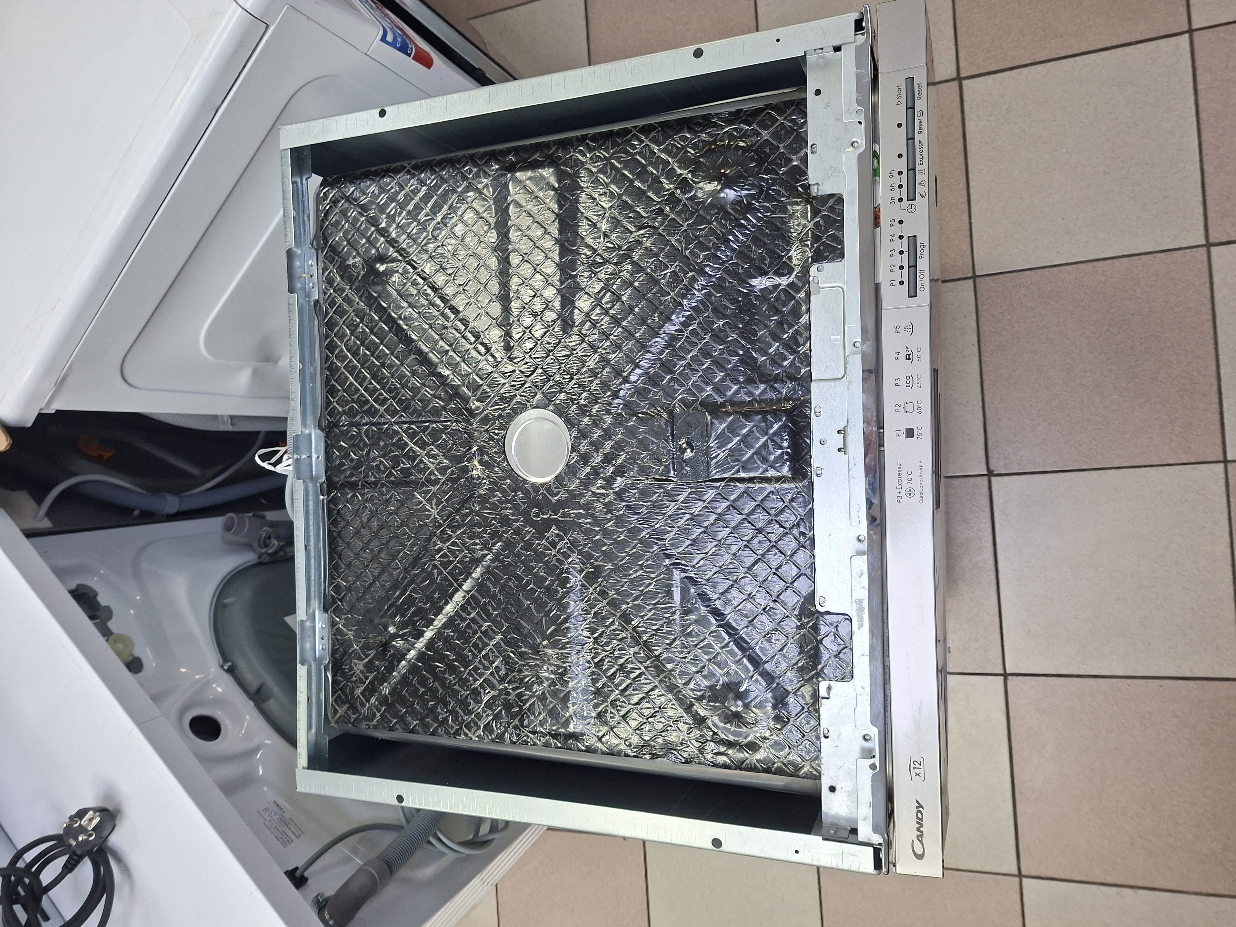 Ugradna sudo mašina Candy CMLS 1252/T, 12 kompleta