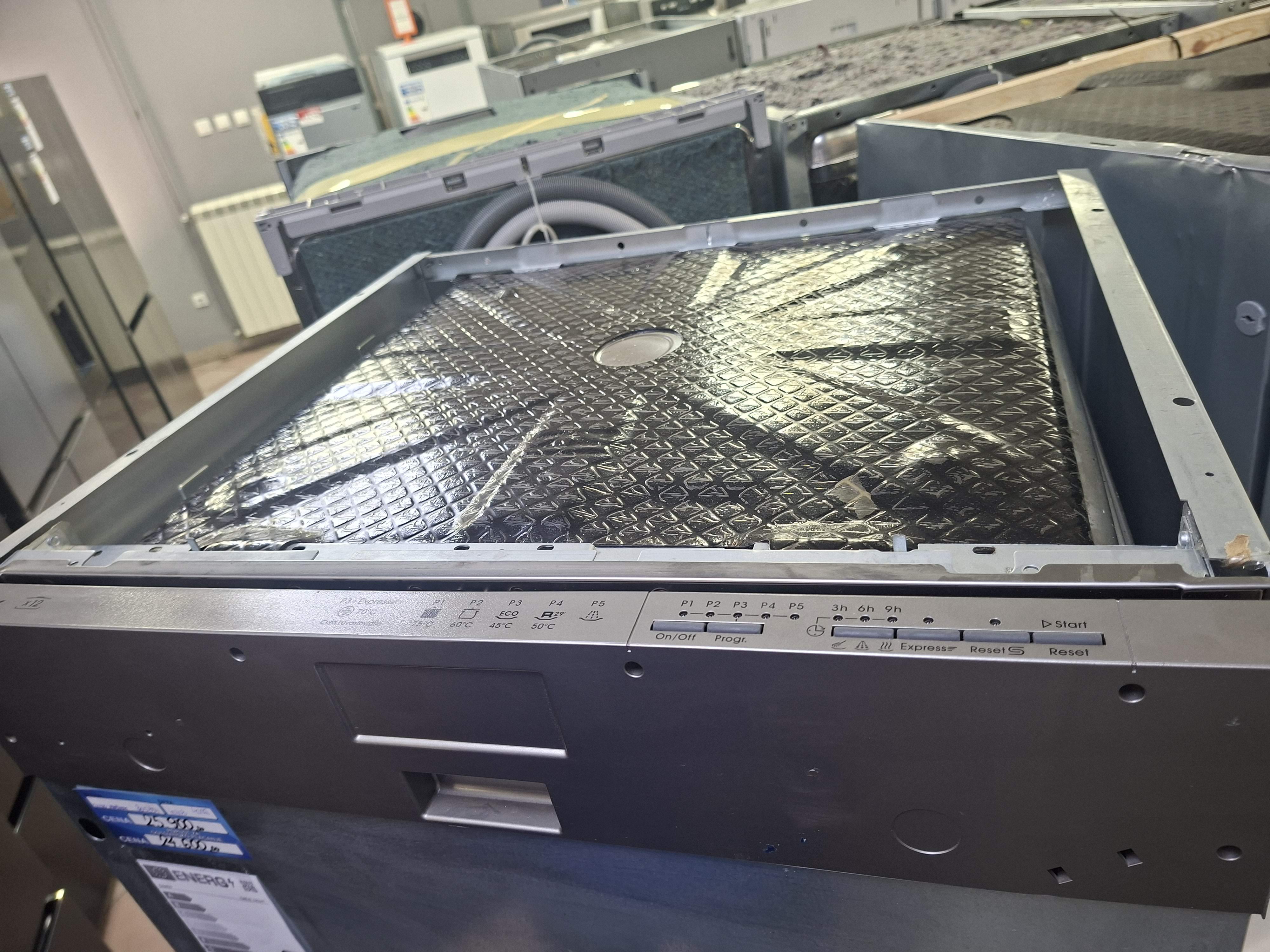 Ugradna sudo mašina Candy CMLS 1252/T, 12 kompleta