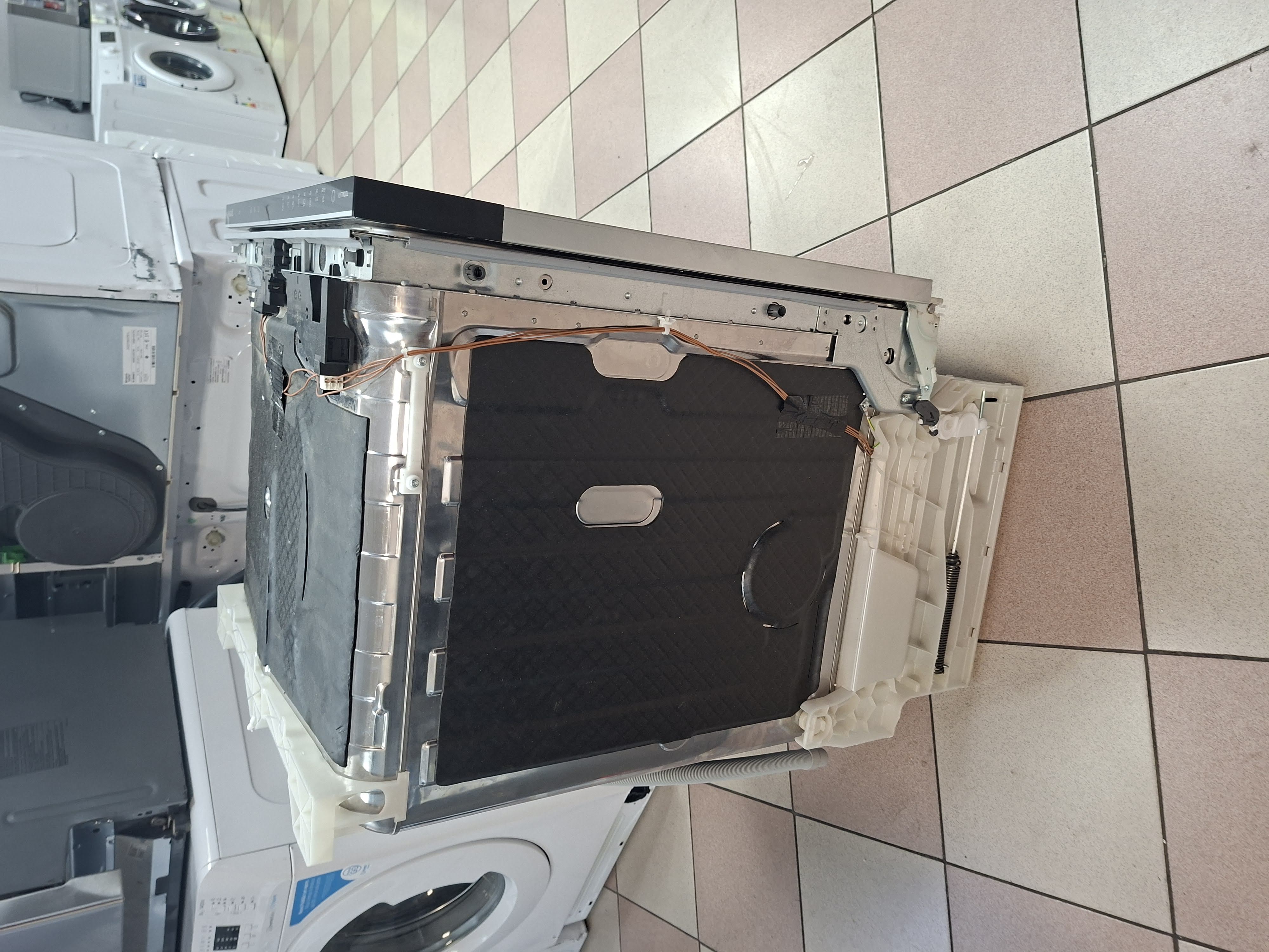 Ugradna sudo mašina Gorenje GV663A66 , 16 kompleta