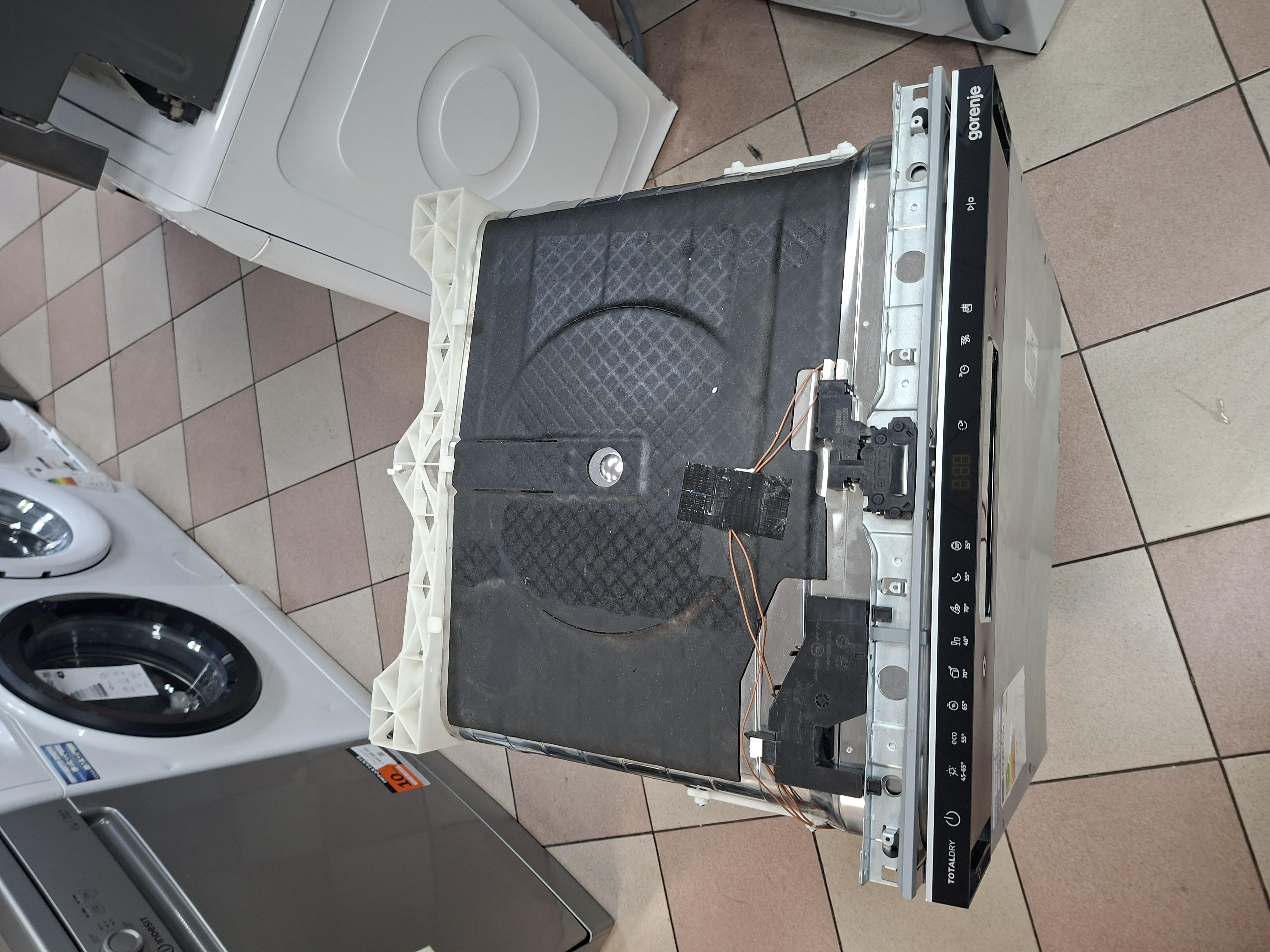 Ugradna sudo mašina Gorenje GV663A66 , 16 kompleta