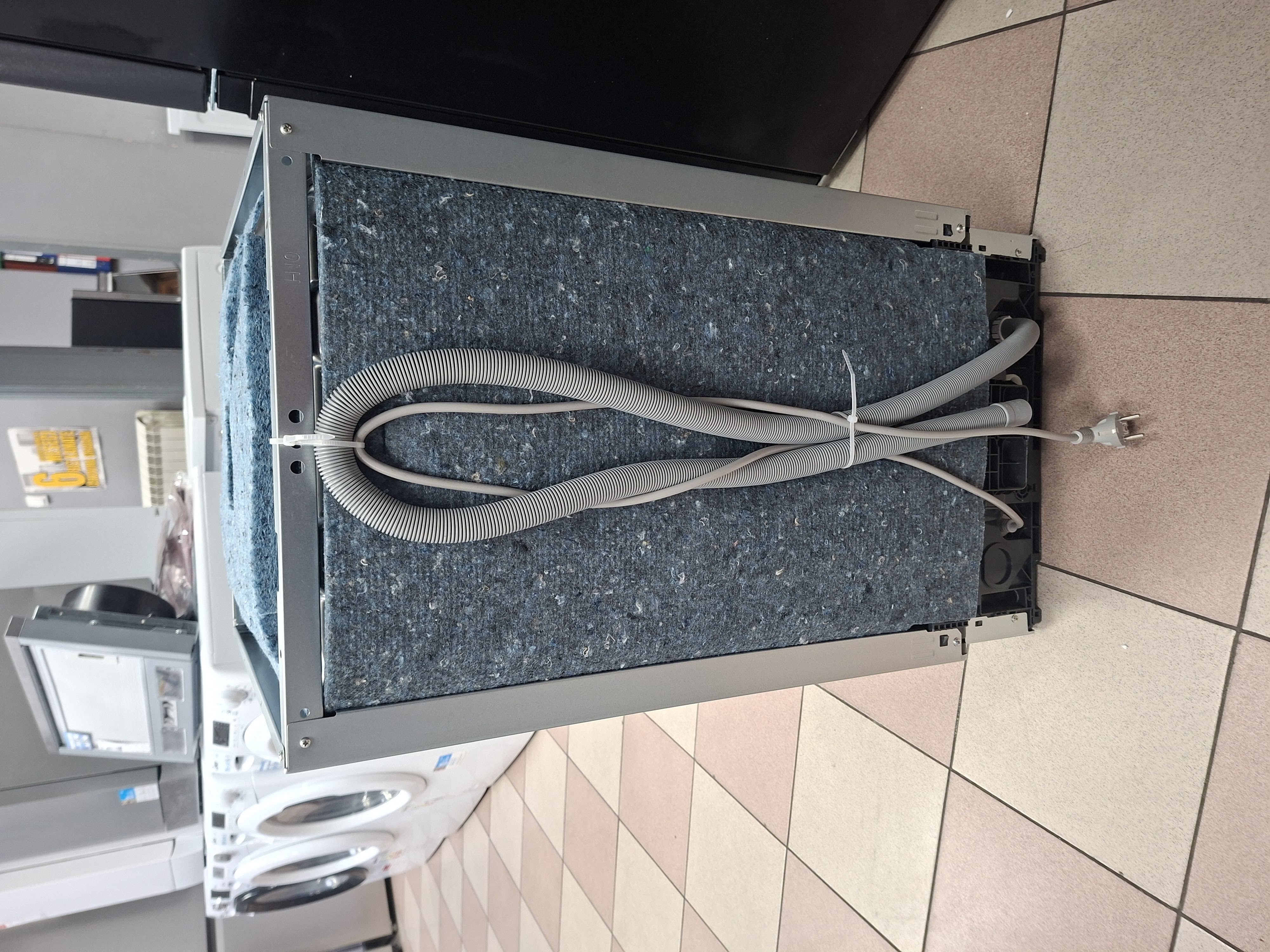 Ugradna sudo mašina Haier XI1C1TB4LPCFB, 45cm