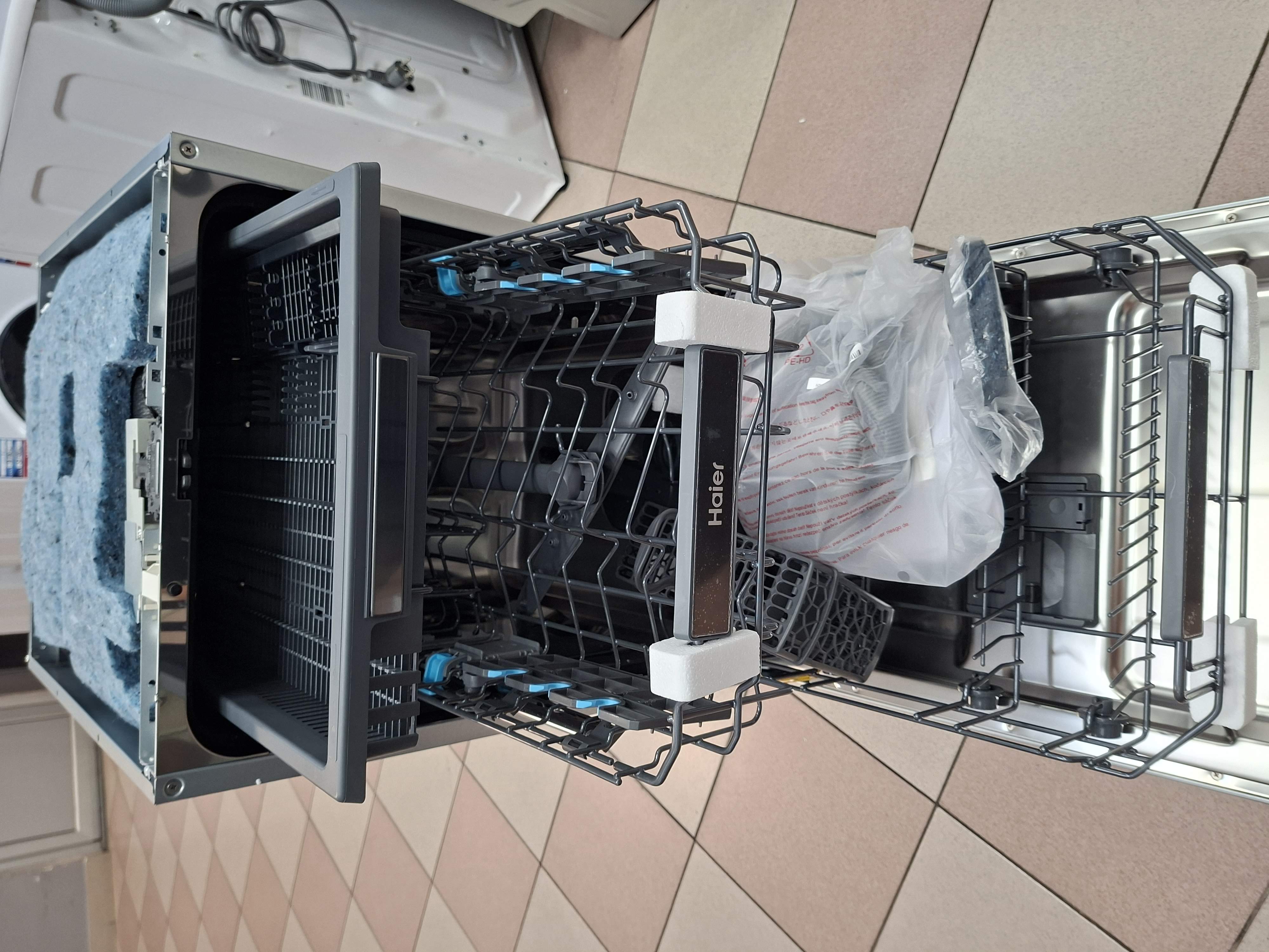 Ugradna Sudo mašina Haier XI1C3TB2FB, 45cm