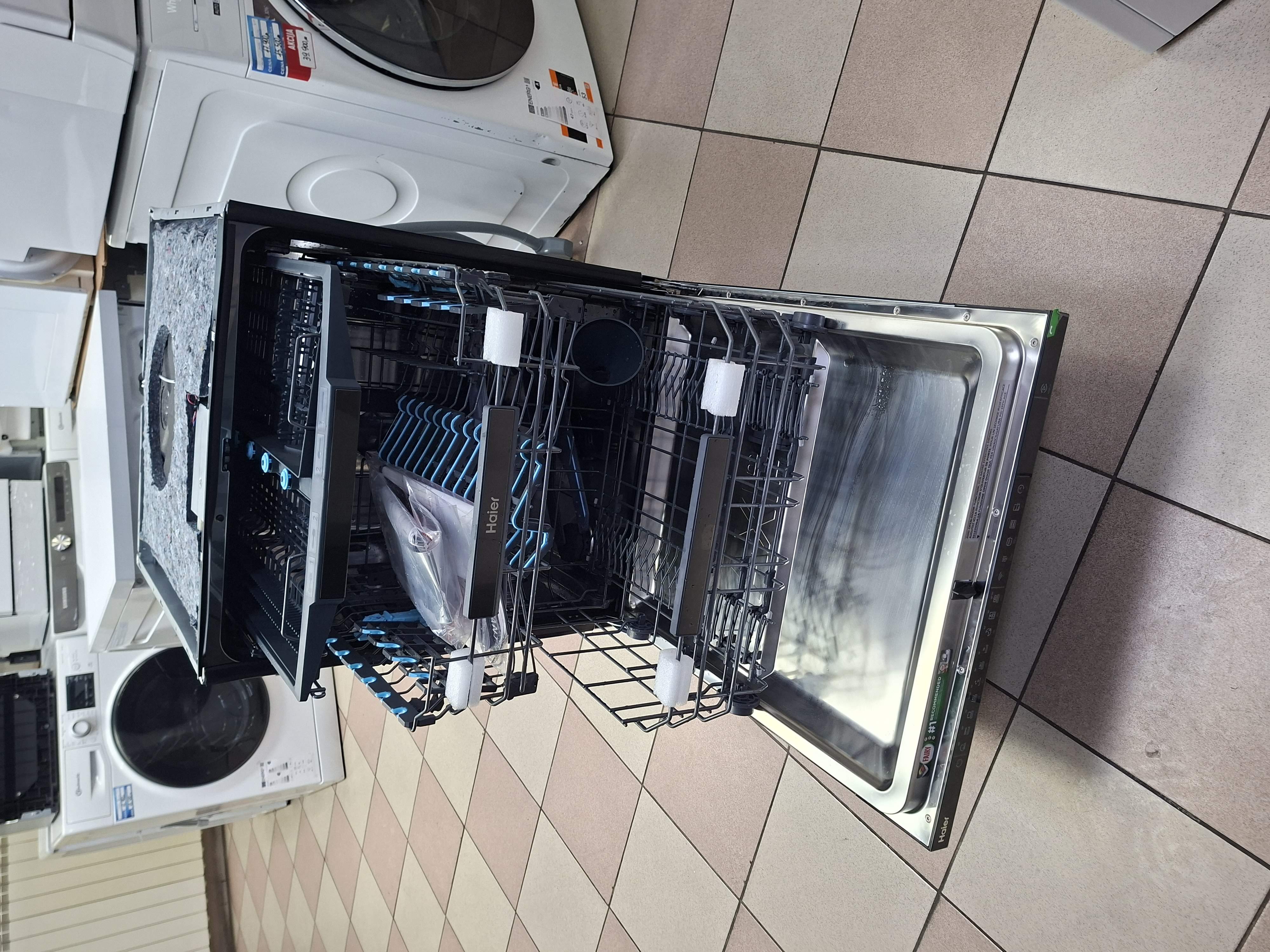 Ugradna Sudo mašina Haier XS 4A4M4PB , 14 kompleta