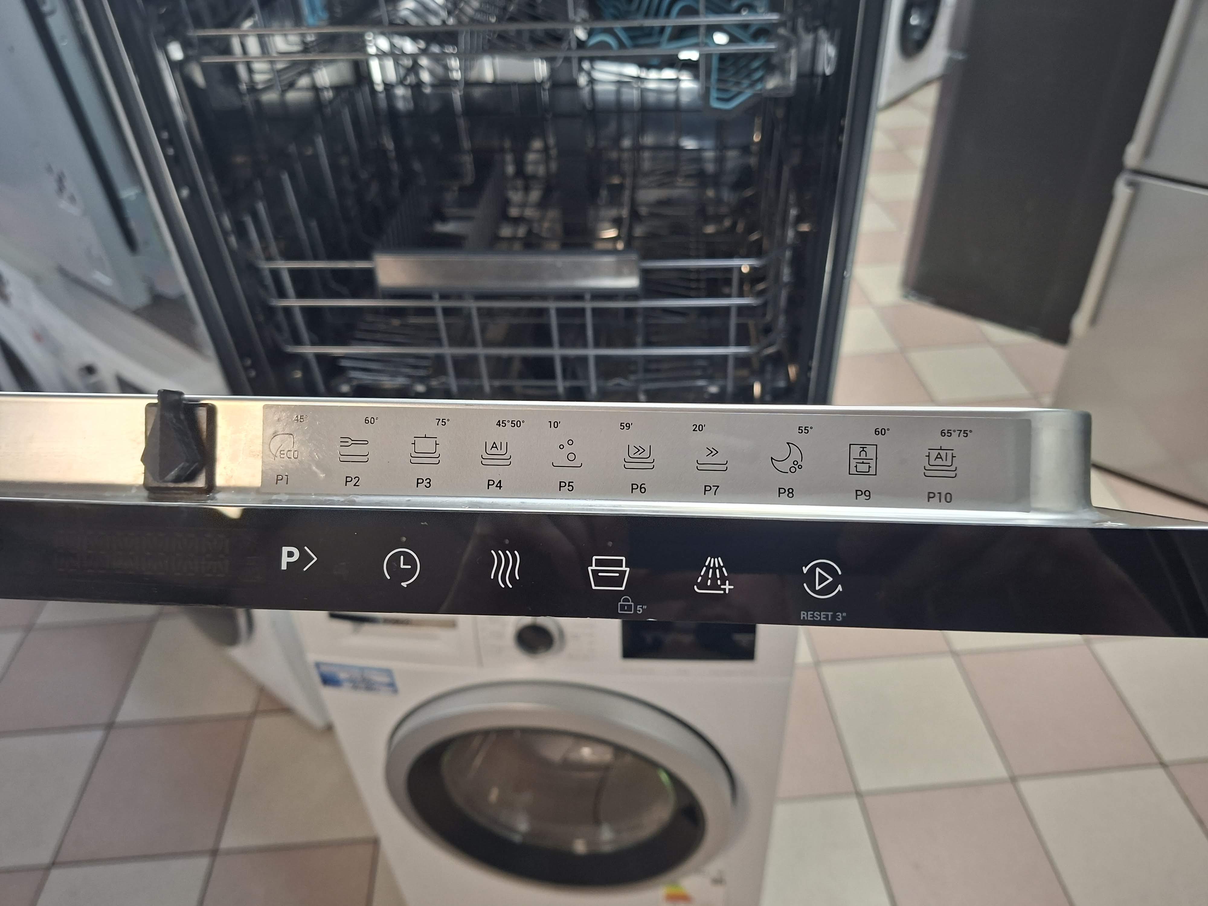 Ugradna Sudo mašina Haier XS 6B0S3FSB , 16 kompleta