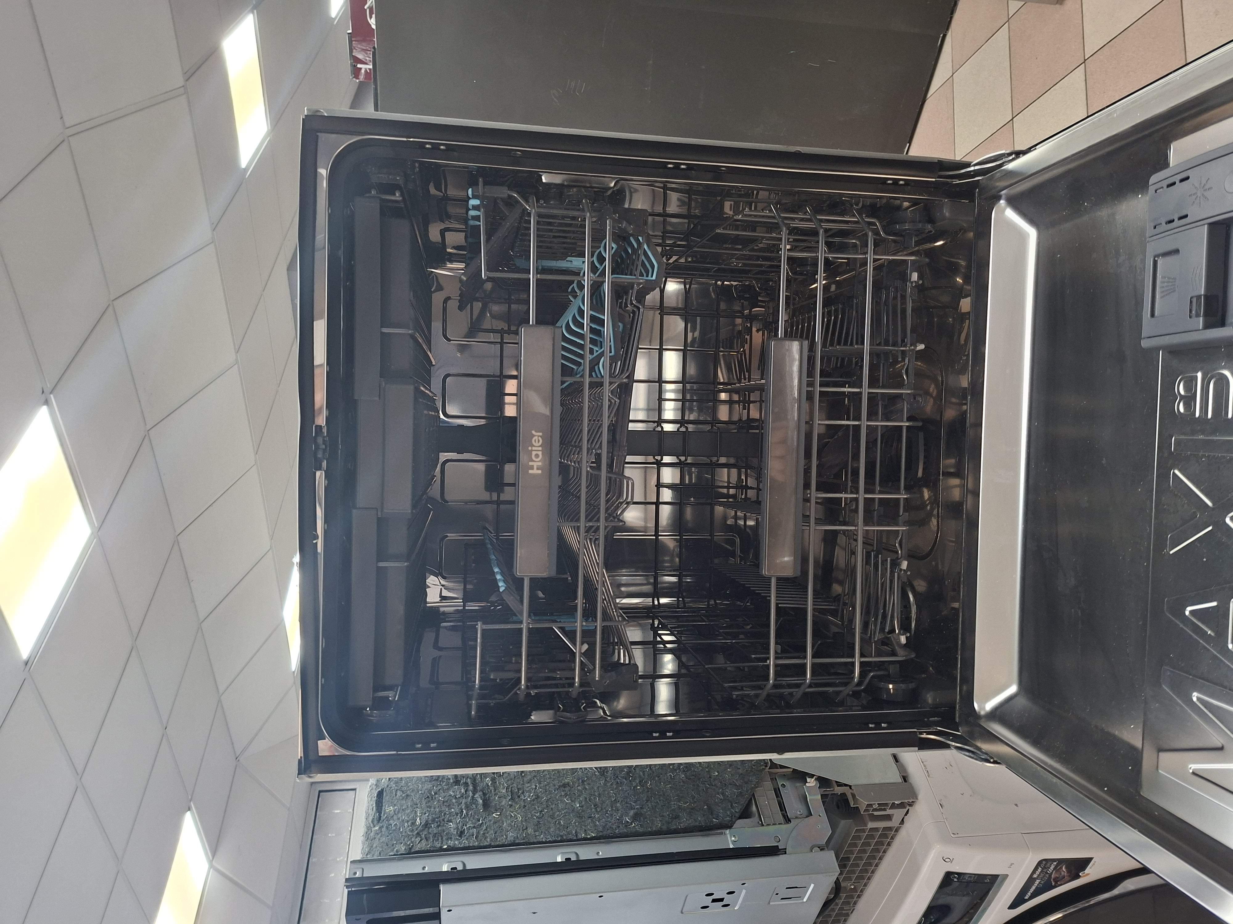 Ugradna Sudo mašina Haier XS 6B0S3FSB , 16 kompleta