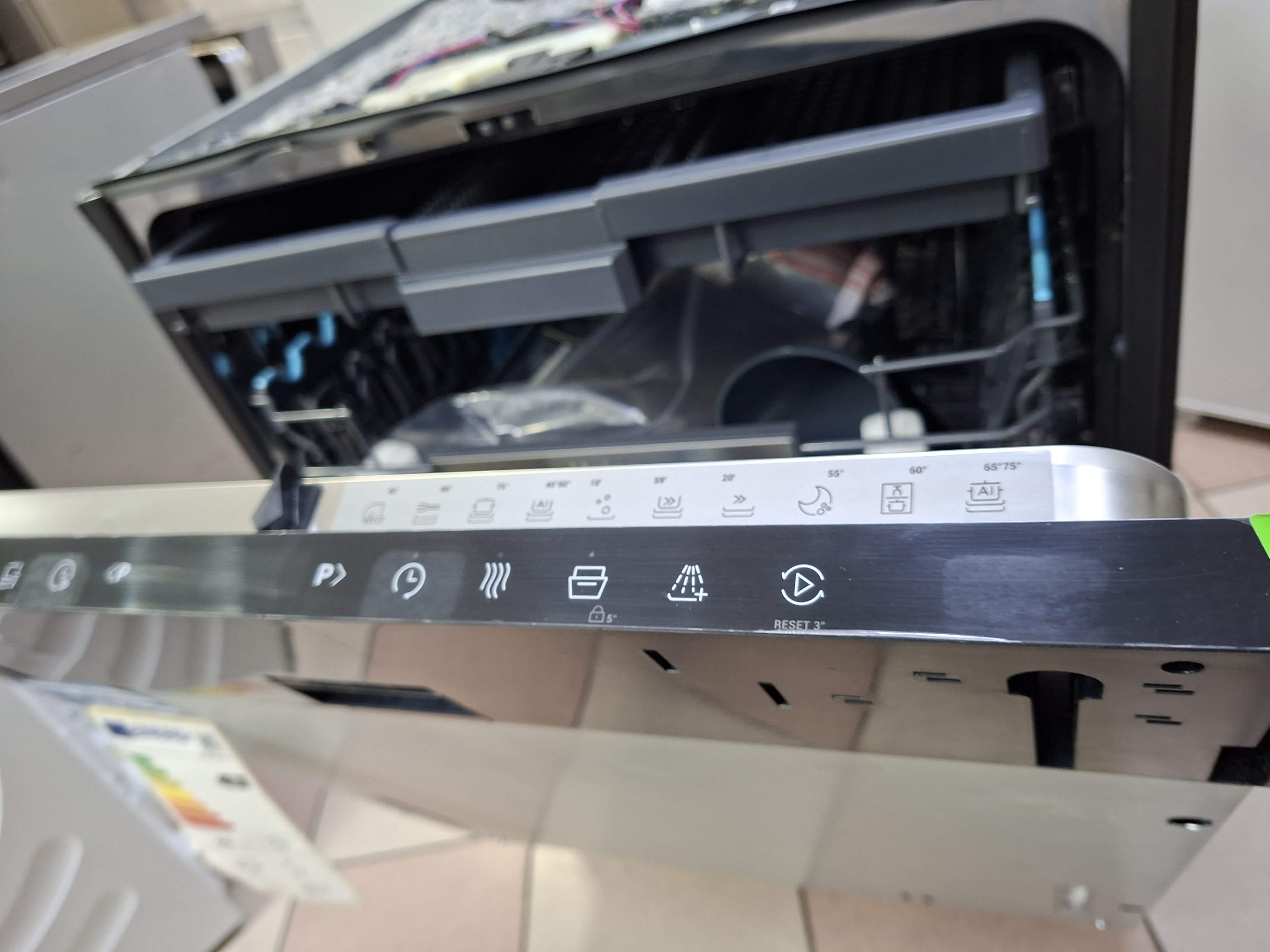 Ugradna Sudo mašina Haier XS 6B0S3FSB , 16 kompleta