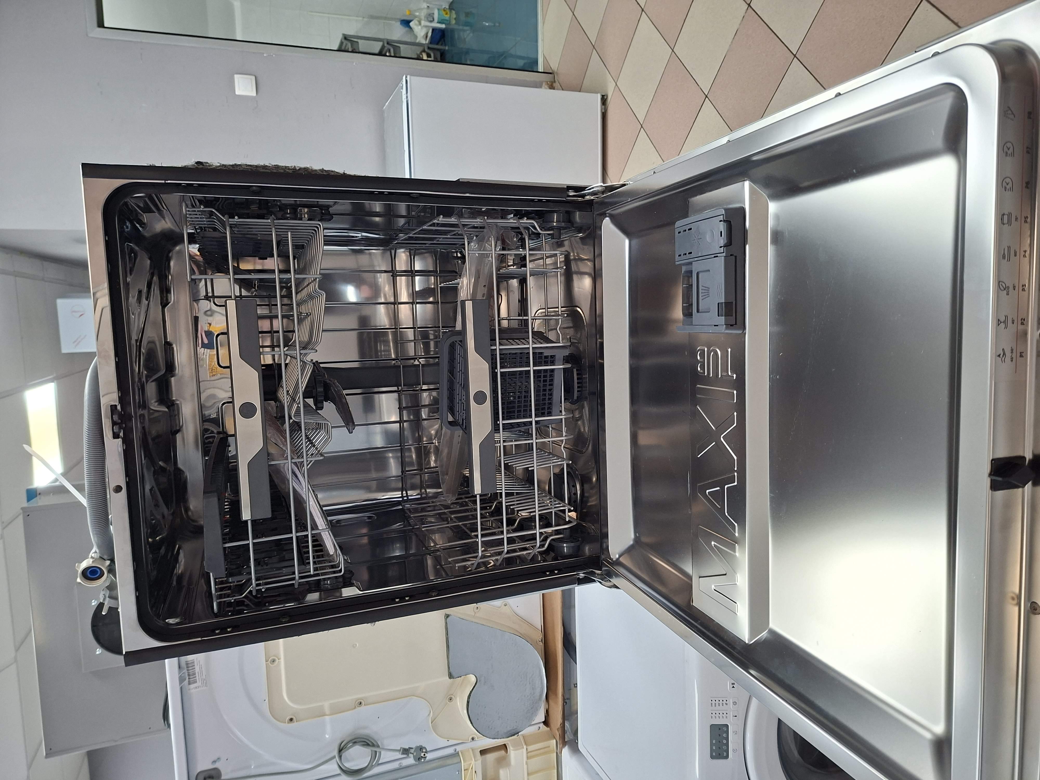 Ugradna Sudo mašina Hoover HI 4C5F0S , 14 kompleta