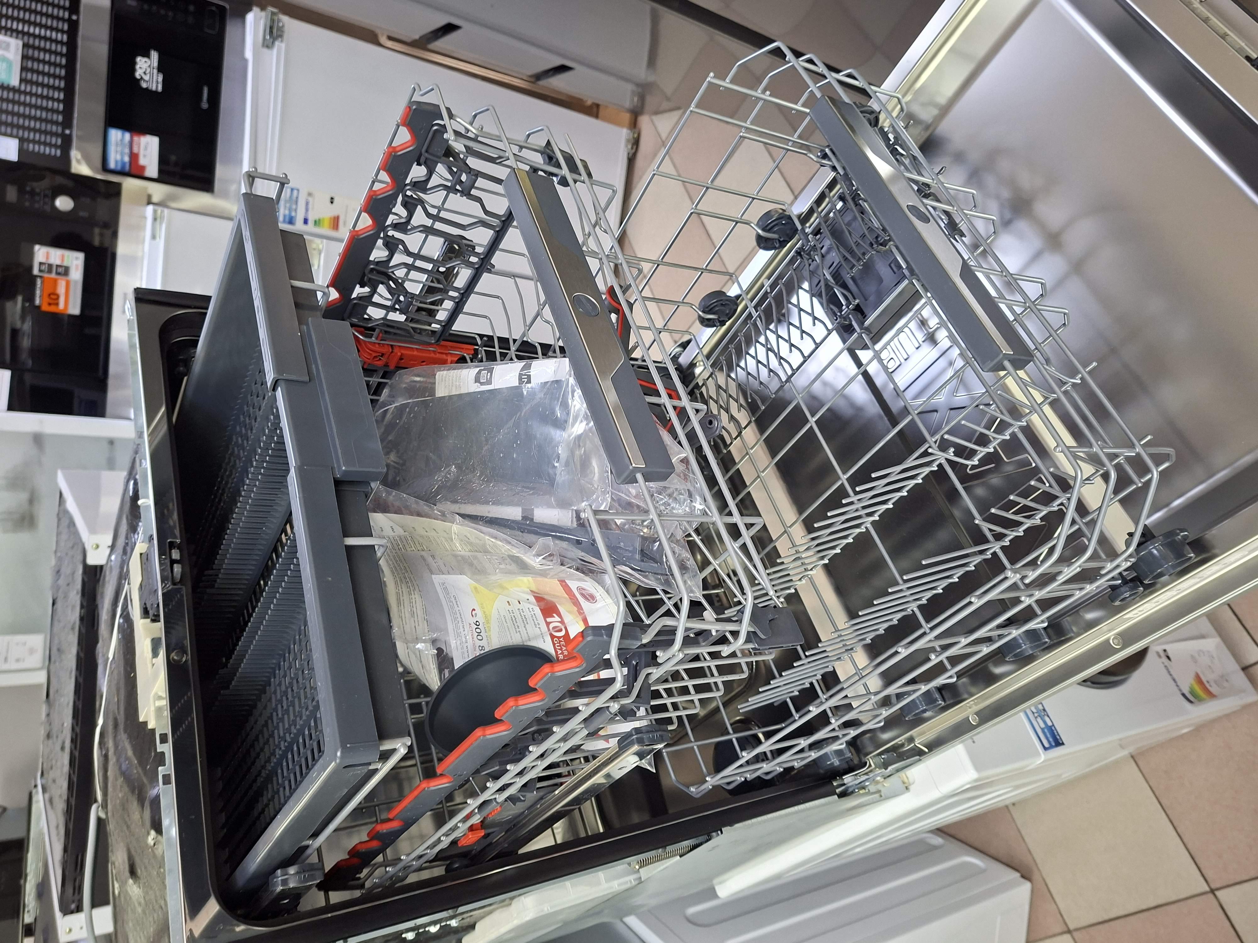 Ugradna Sudo mašina Hoover HI 6B4S1PTA , 16 kompleta