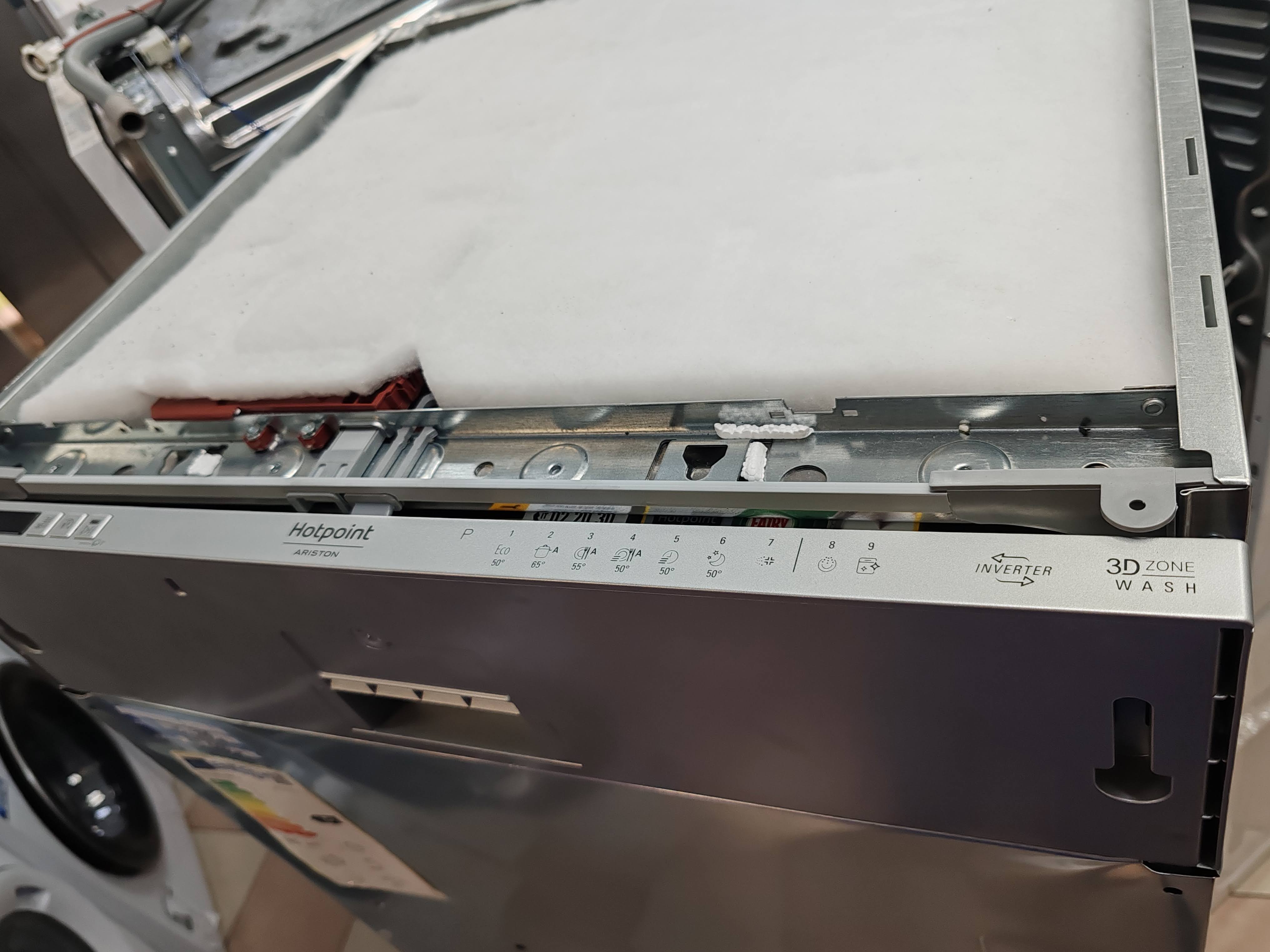 Ugradna Sudo mašina Hotpoint Ariston H0I D534A S , 14 kompleta 