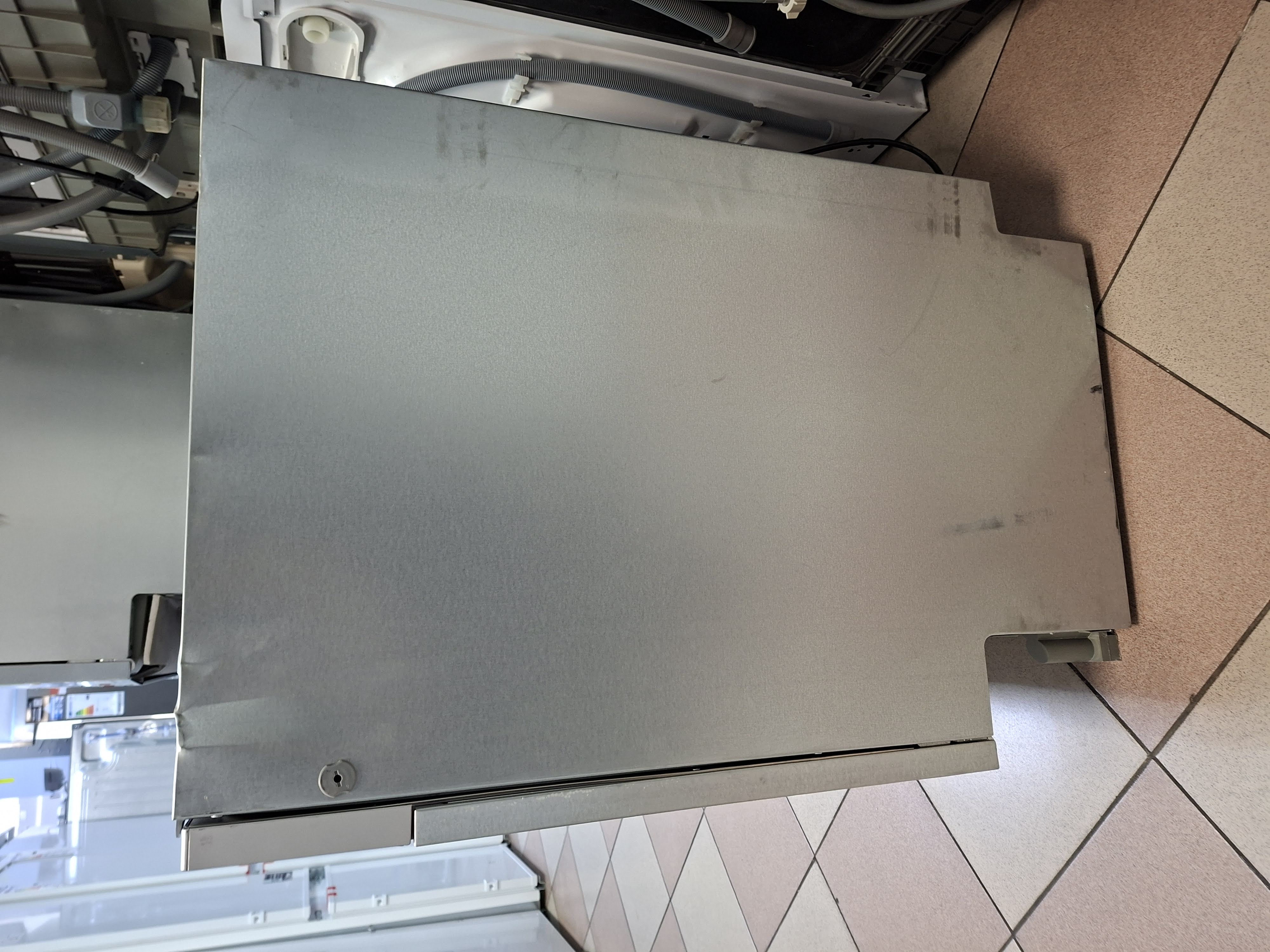 Ugradna sudo mašina Hotpoint Ariston H2I HRD526 S