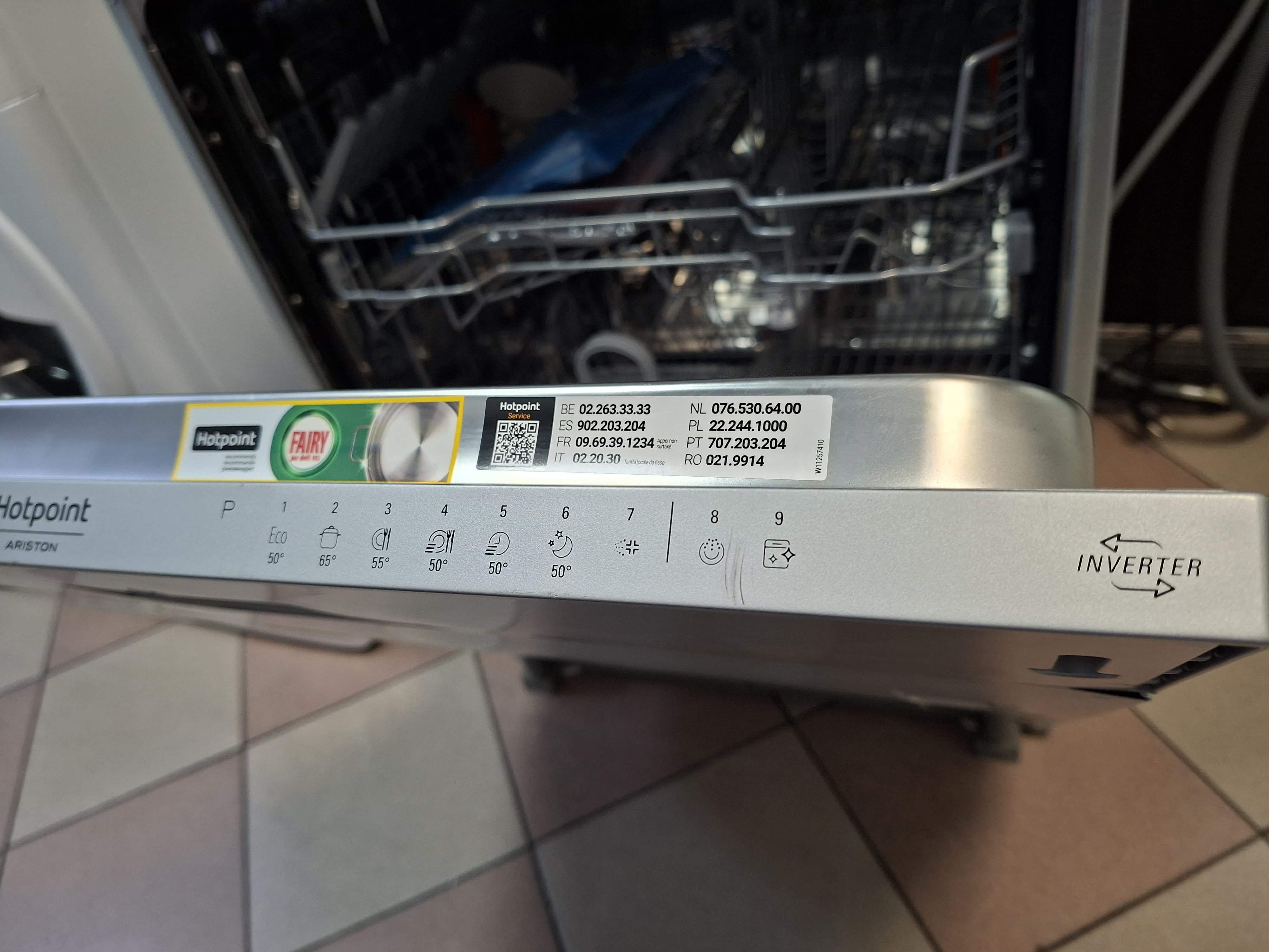 Ugradna sudo mašina Hotpoint Ariston H2I HRD526 S