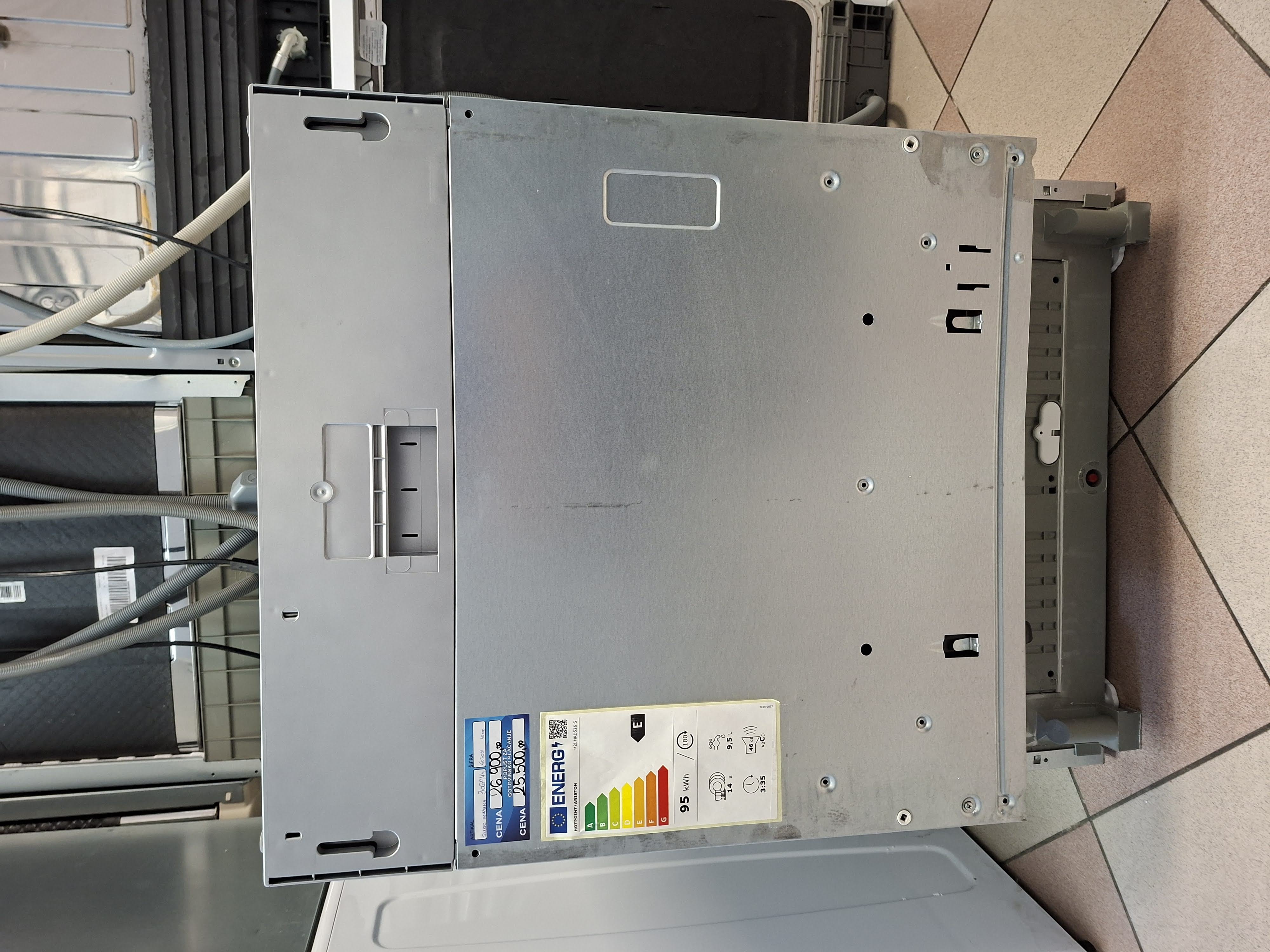 Ugradna sudo mašina Hotpoint Ariston H2I HRD526 S