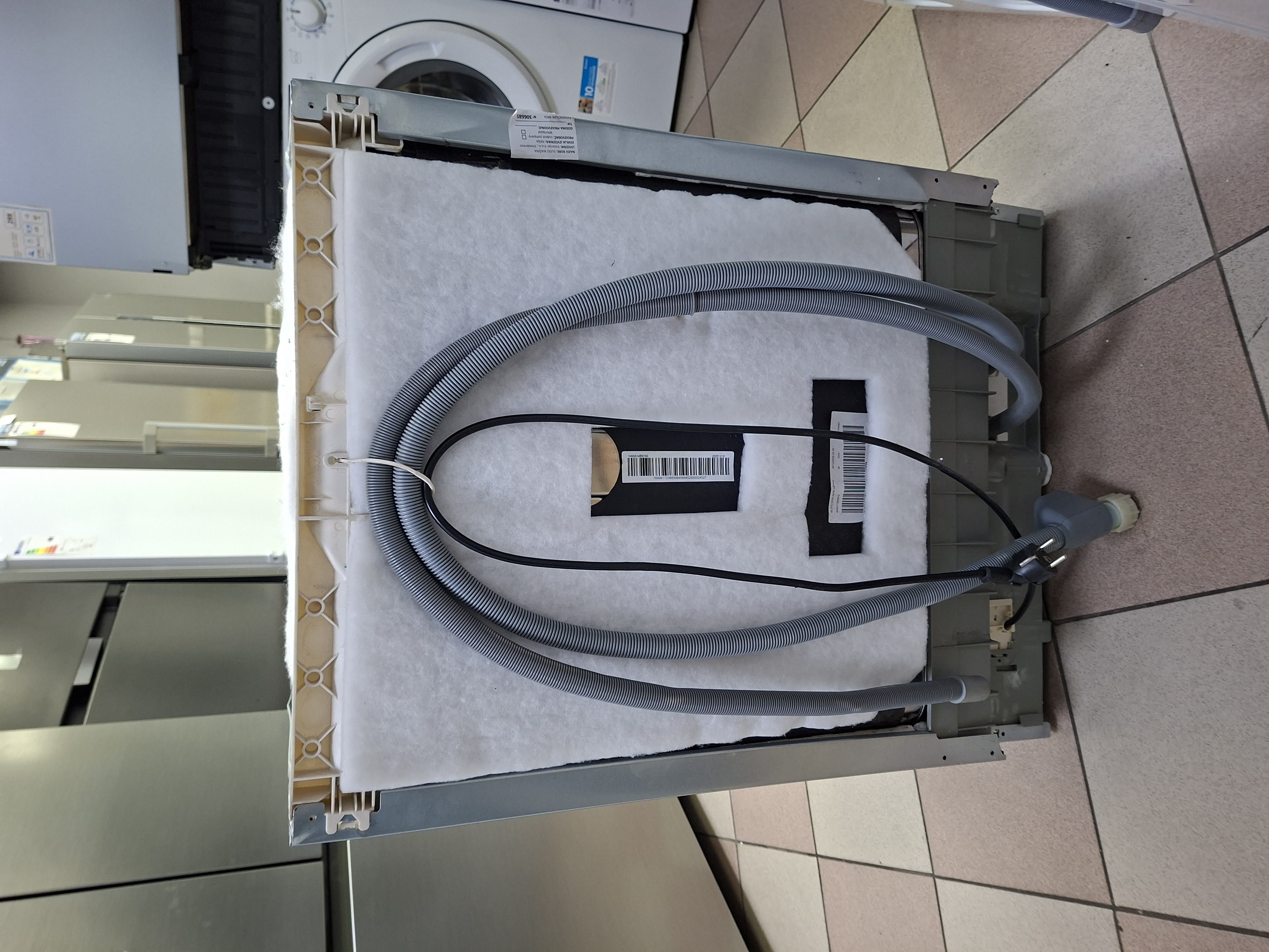 Ugradna sudo mašina Hotpoint Ariston HA6IA14BN7A0 , 14 kompleta