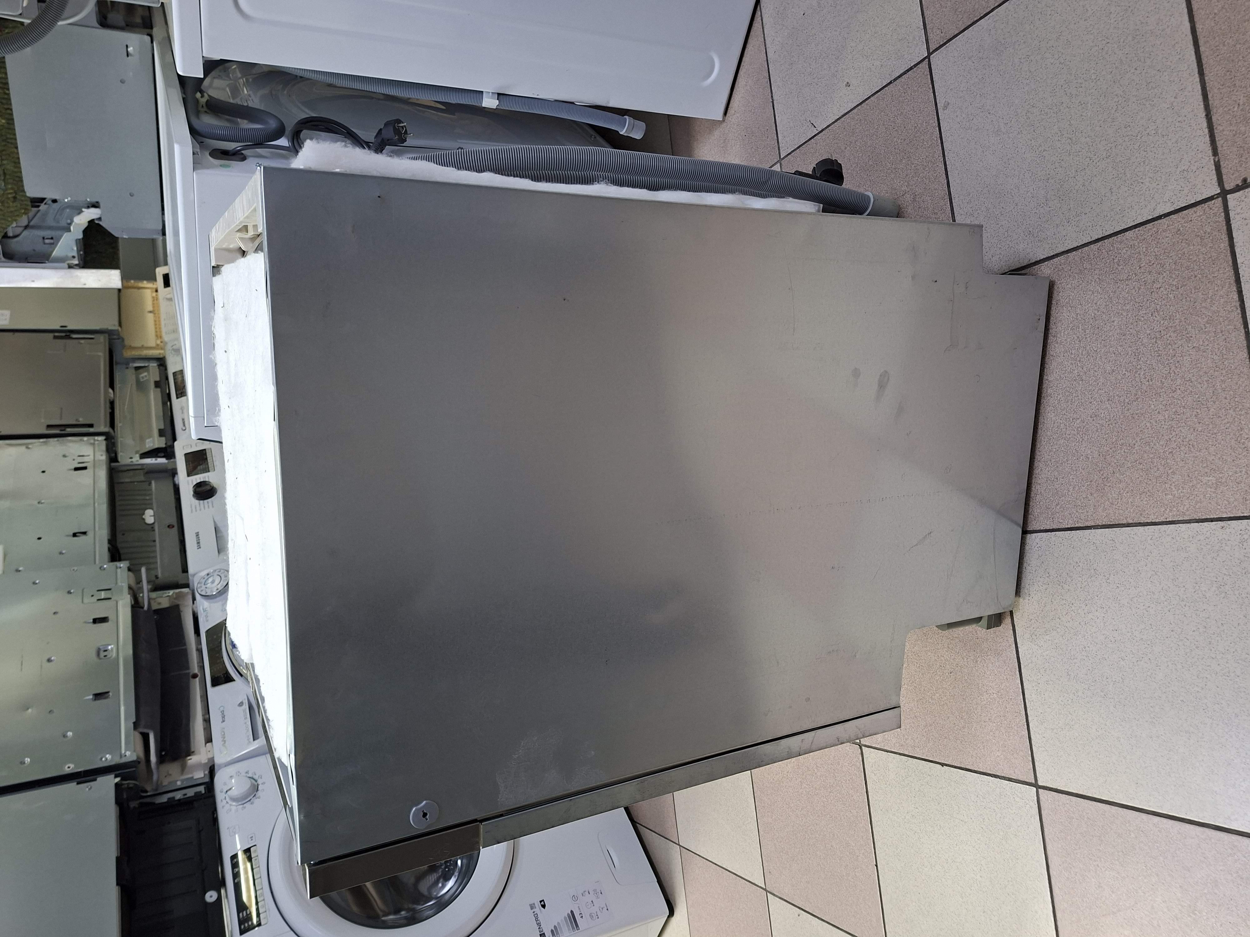 Ugradna sudo mašina Hotpoint Ariston HA6IA14BN7A0 , 14 kompleta