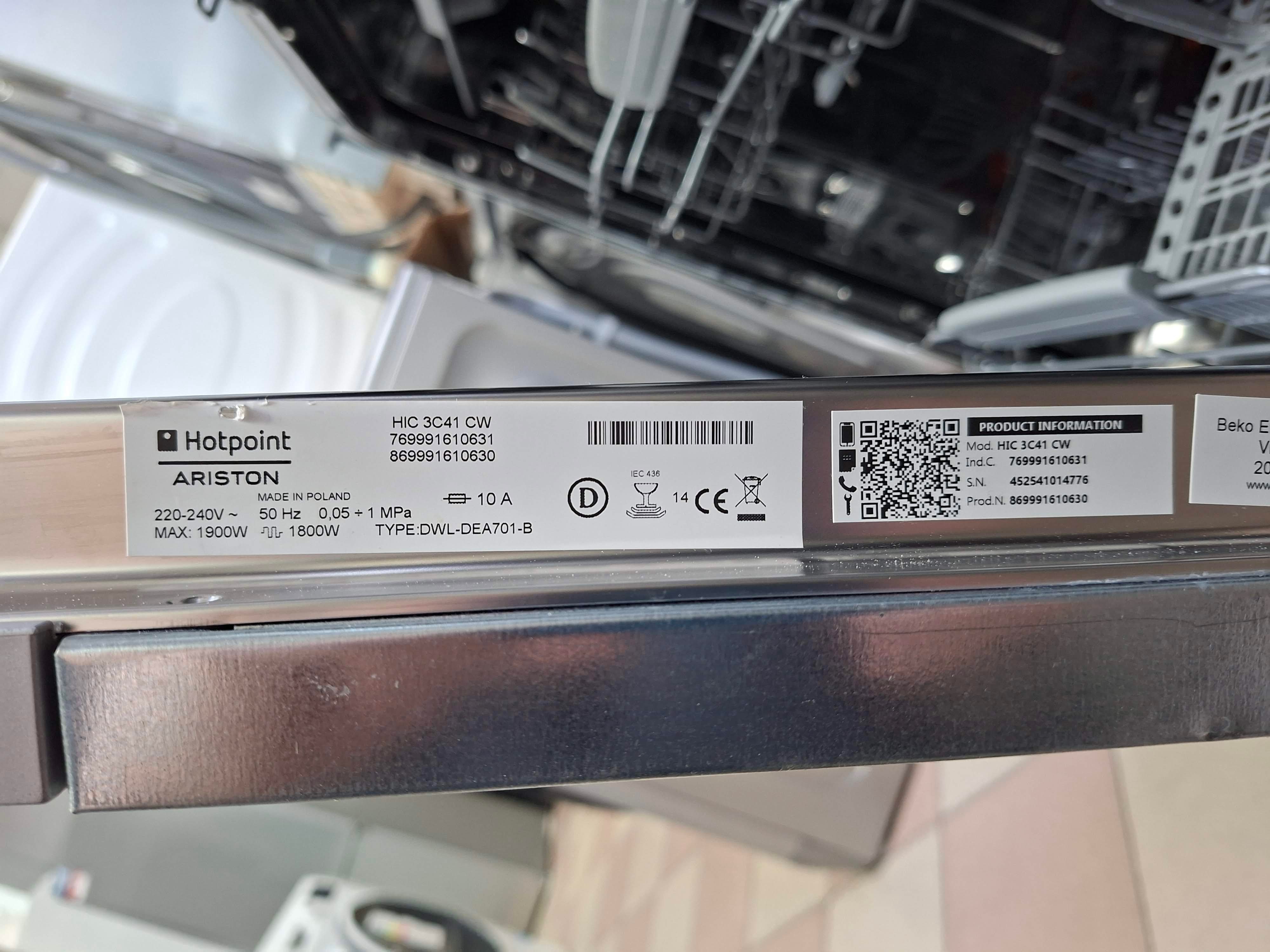 Ugradna Sudo mašina Hotpoint Ariston HIC 3C41 CW , 14 komp.