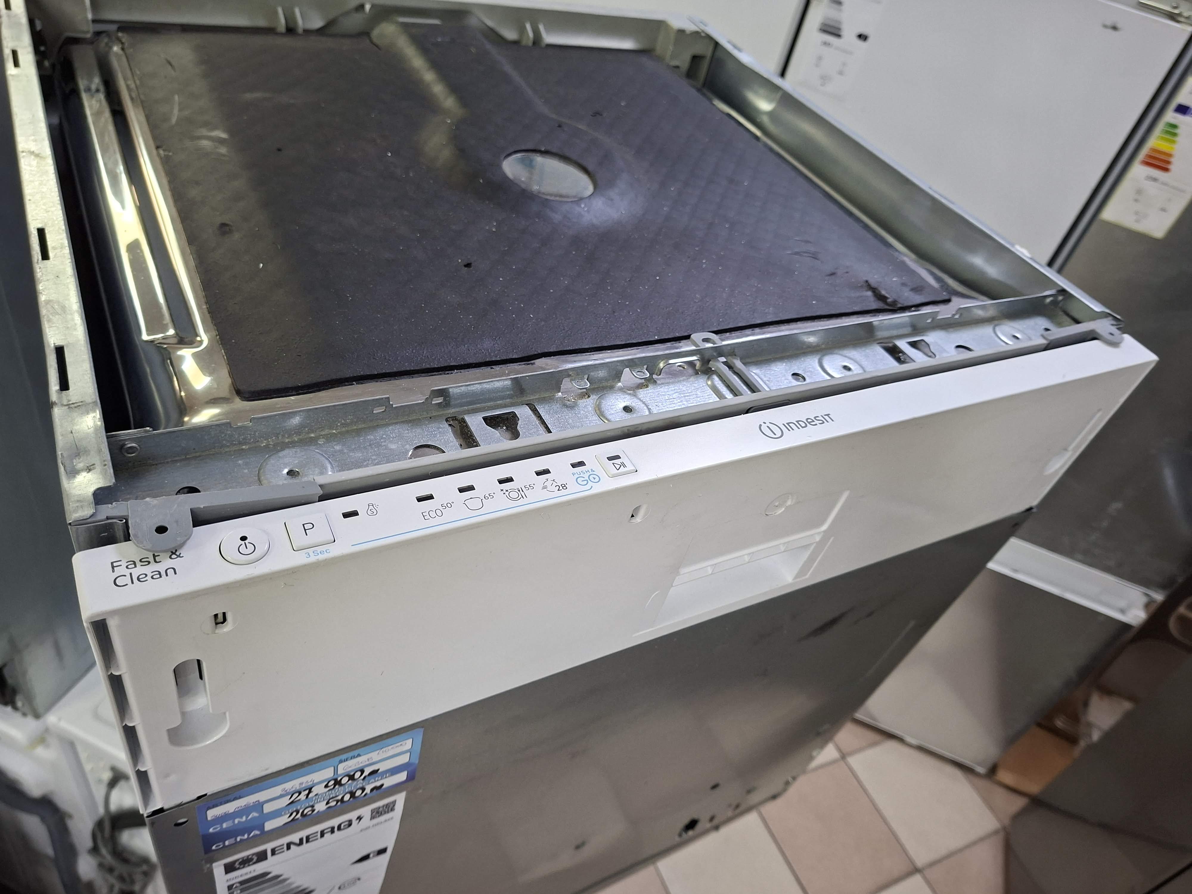 Ugradna sudo mašina Indesit D2I HKL326 , 14 kompleta