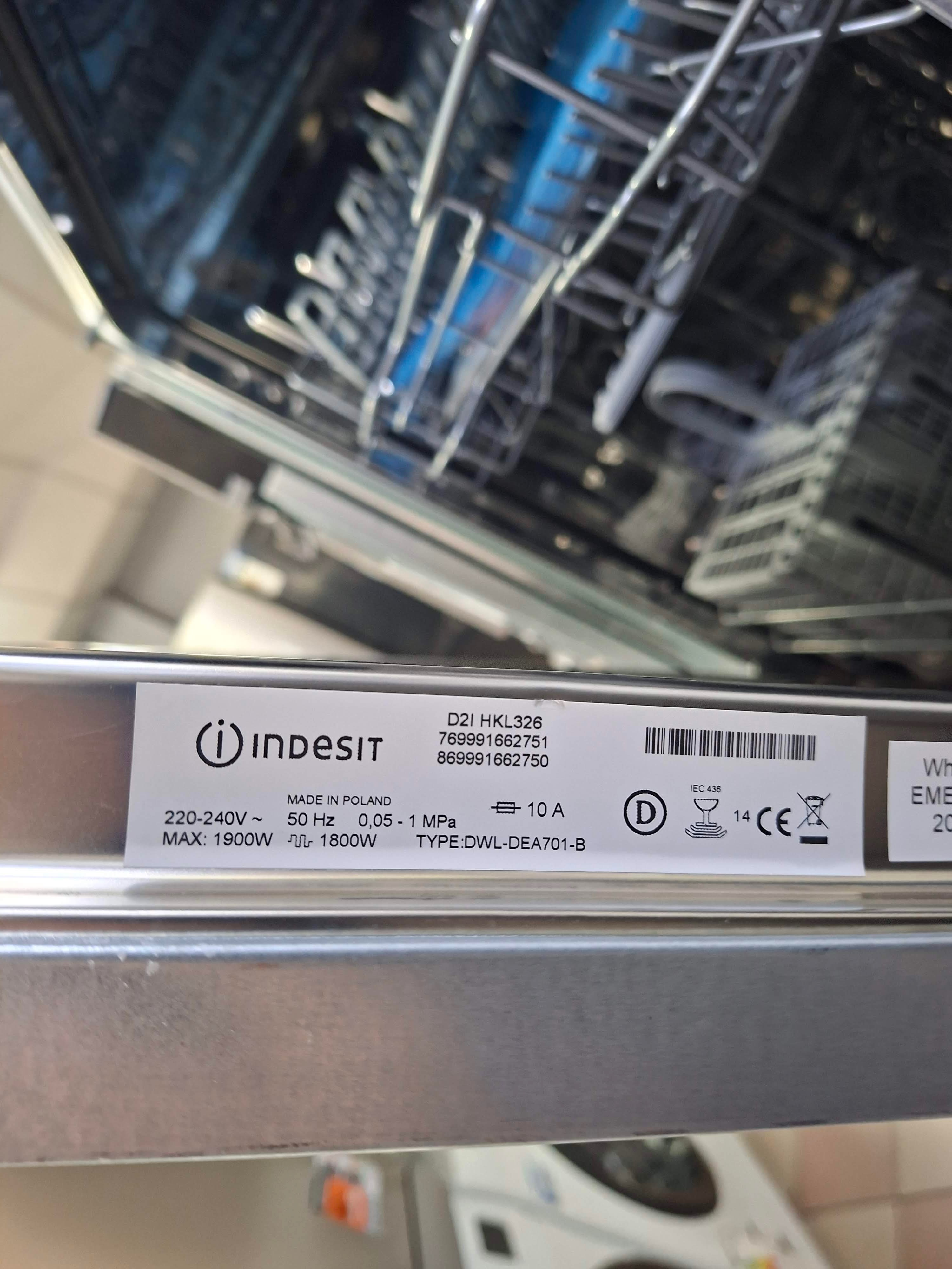 Ugradna sudo mašina Indesit D2I HKL326 , 14 kompleta