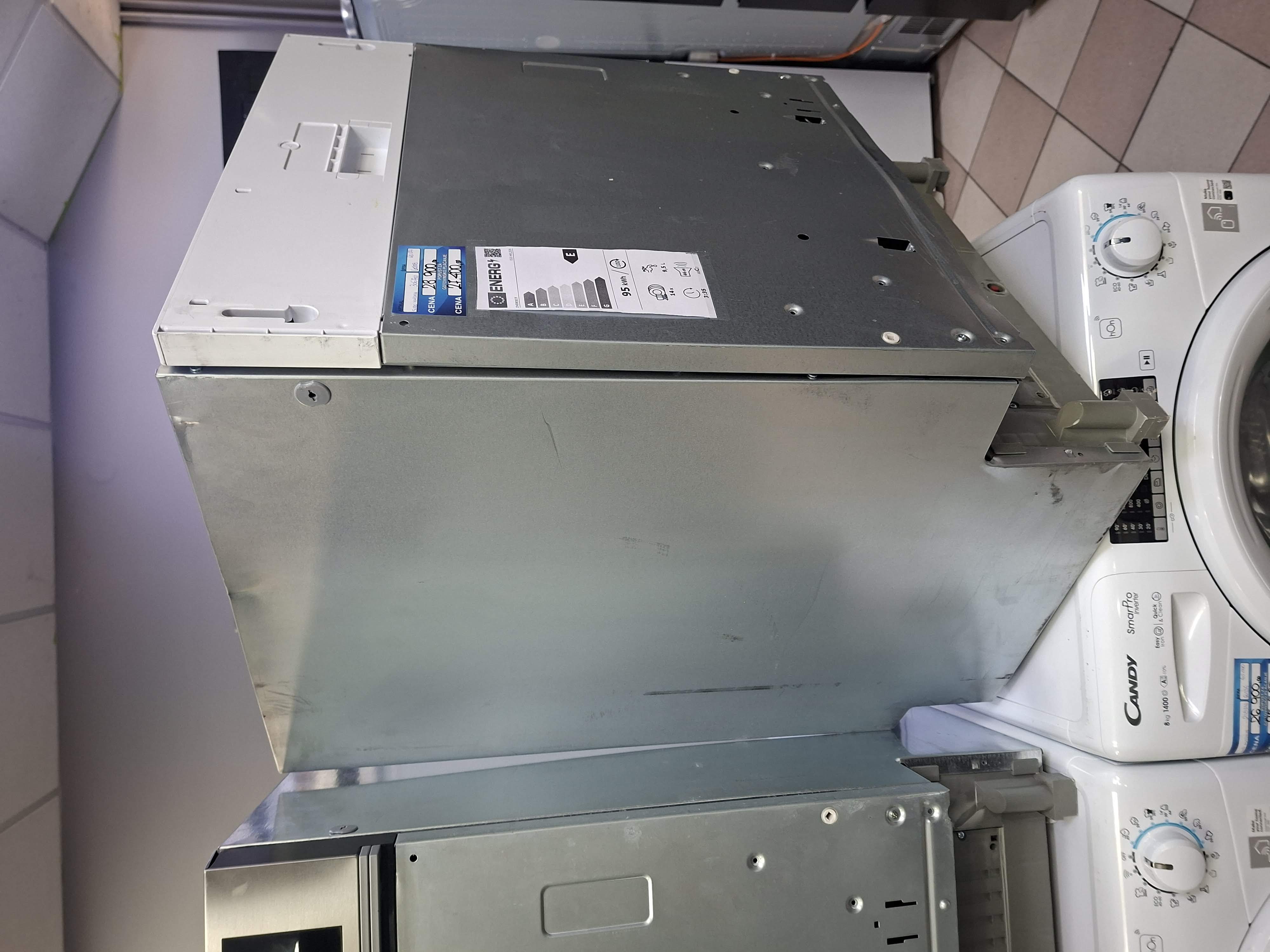 Ugradna sudo mašina Indesit D2I HKL326 , 14 kompleta