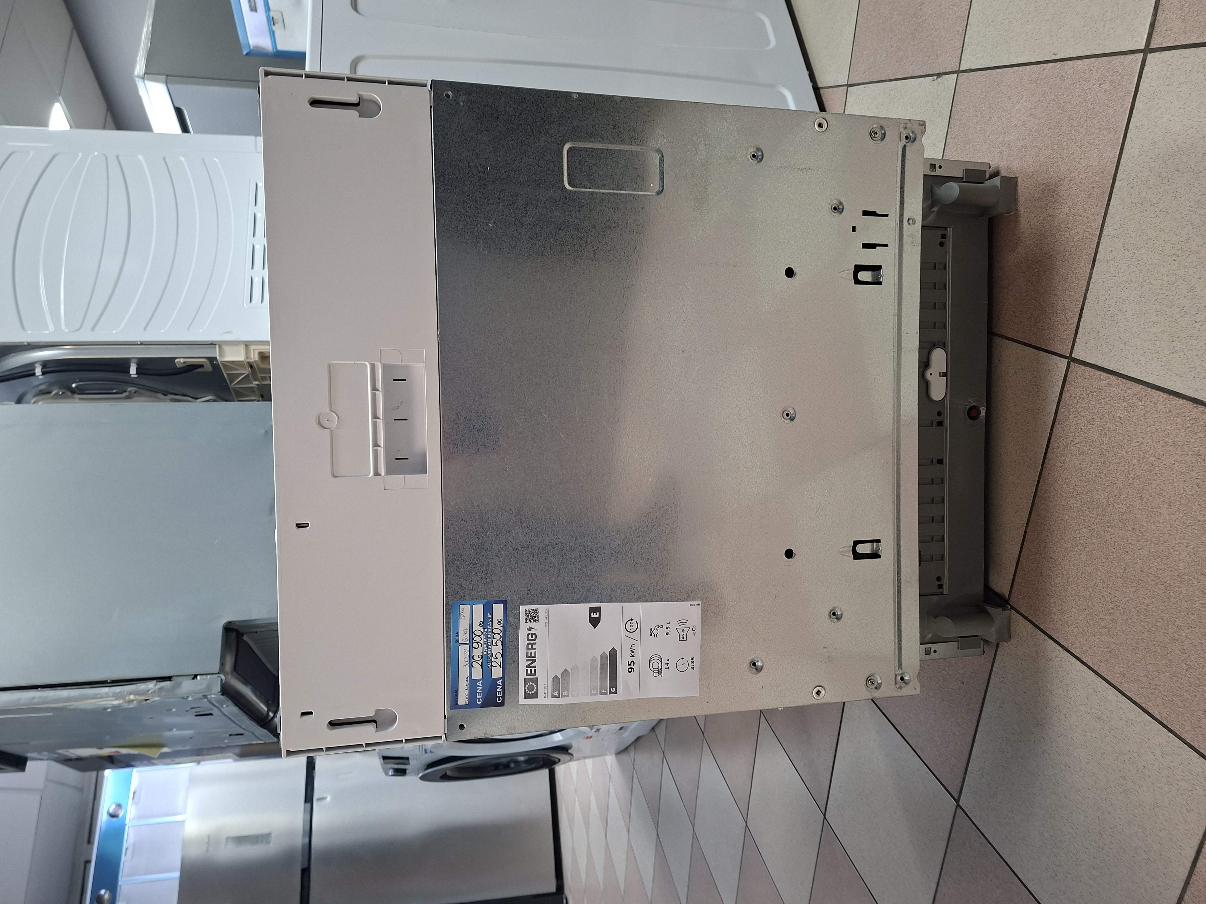 Ugradna sudo mašina Indesit D2I HKL326 , 14 kompleta