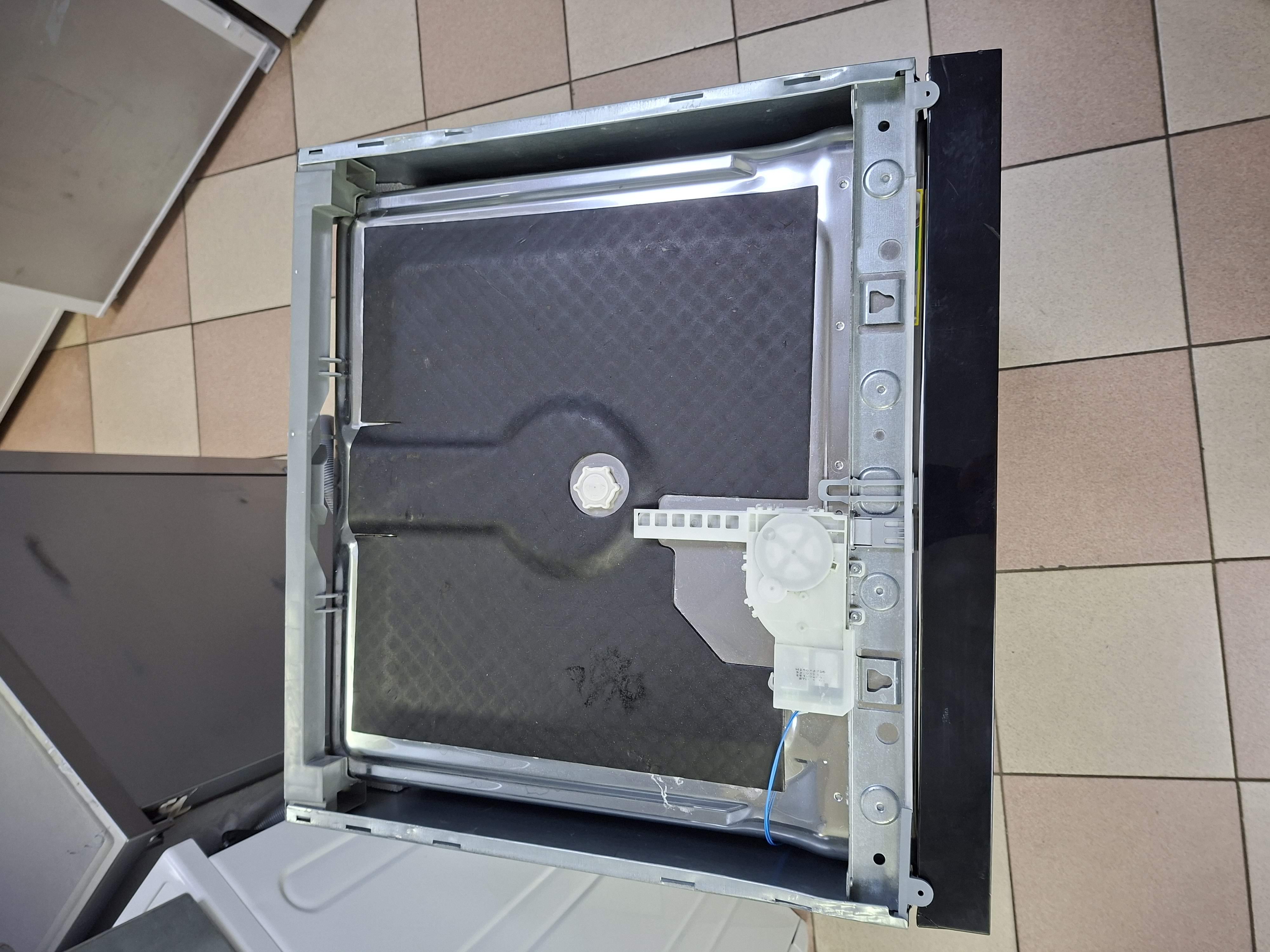 Ugradna sudo mašina Indesit I3B L634 B, 60cm