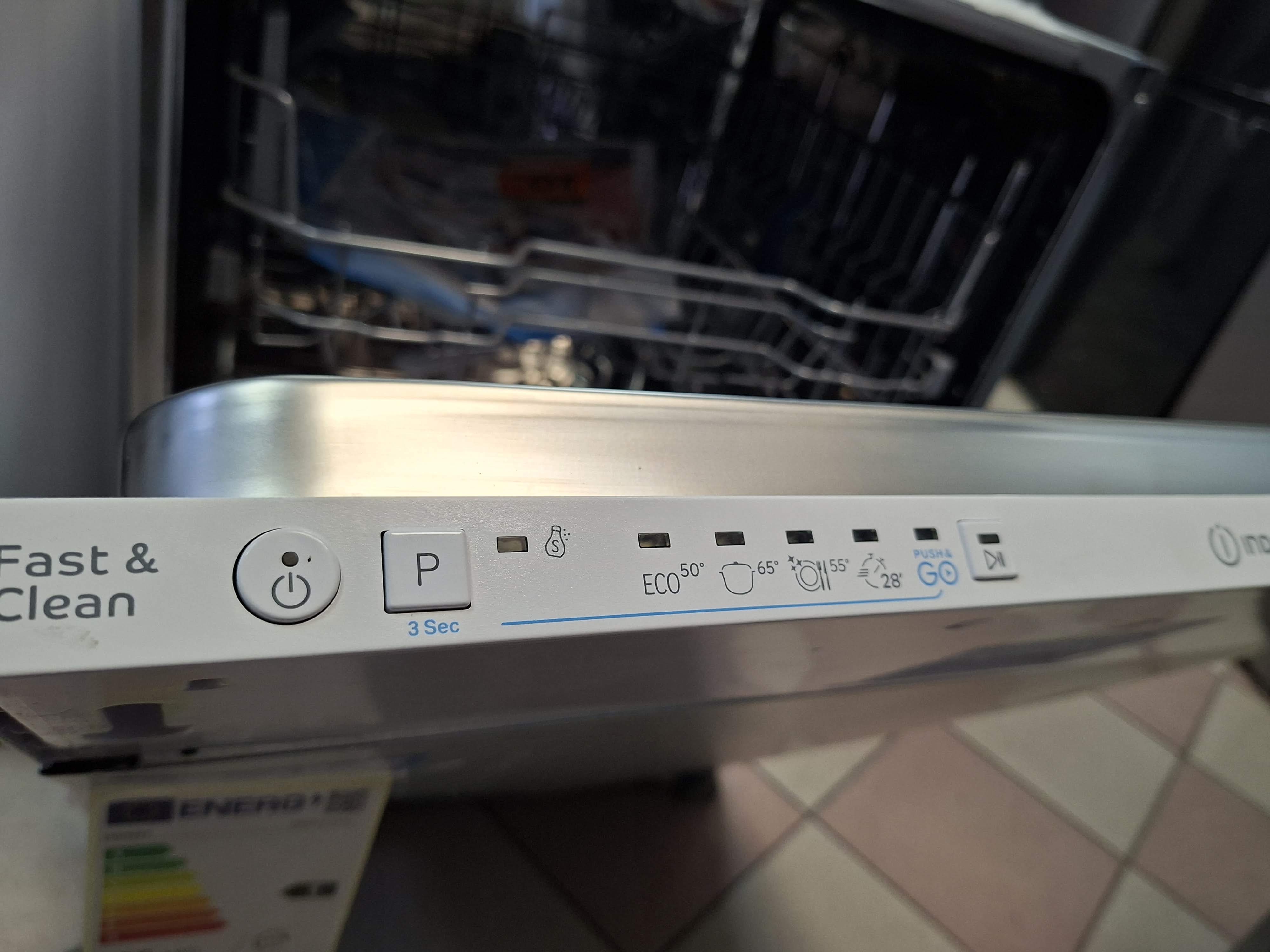 Ugradna Sudo mašina Indesit IN2IE14CNP80 ,  14 kompleta