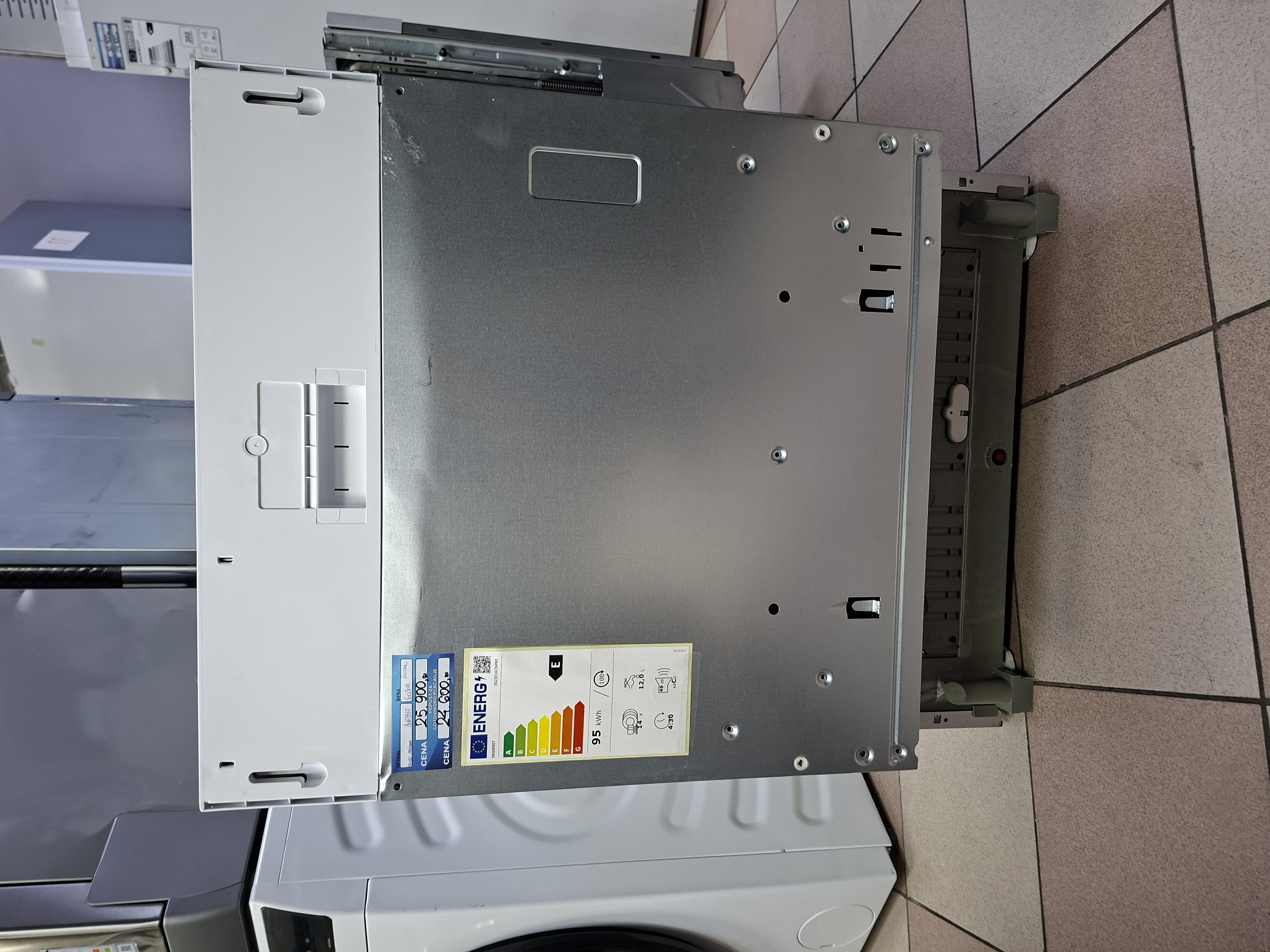 Ugradna Sudo mašina Indesit IN2IE14CNP80 ,  14 kompleta