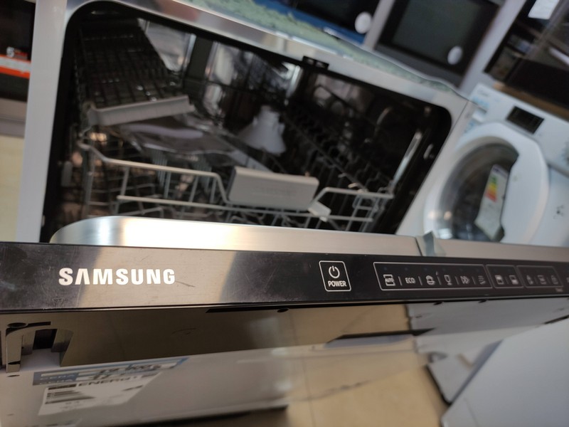Ugradna sudo mašina Samsung  DW60M6040BB