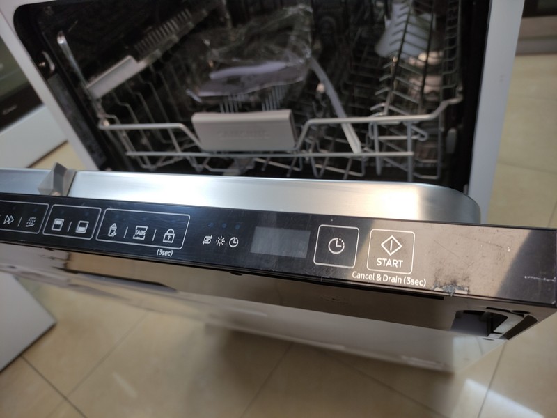 Ugradna sudo mašina Samsung  DW60M6040BB