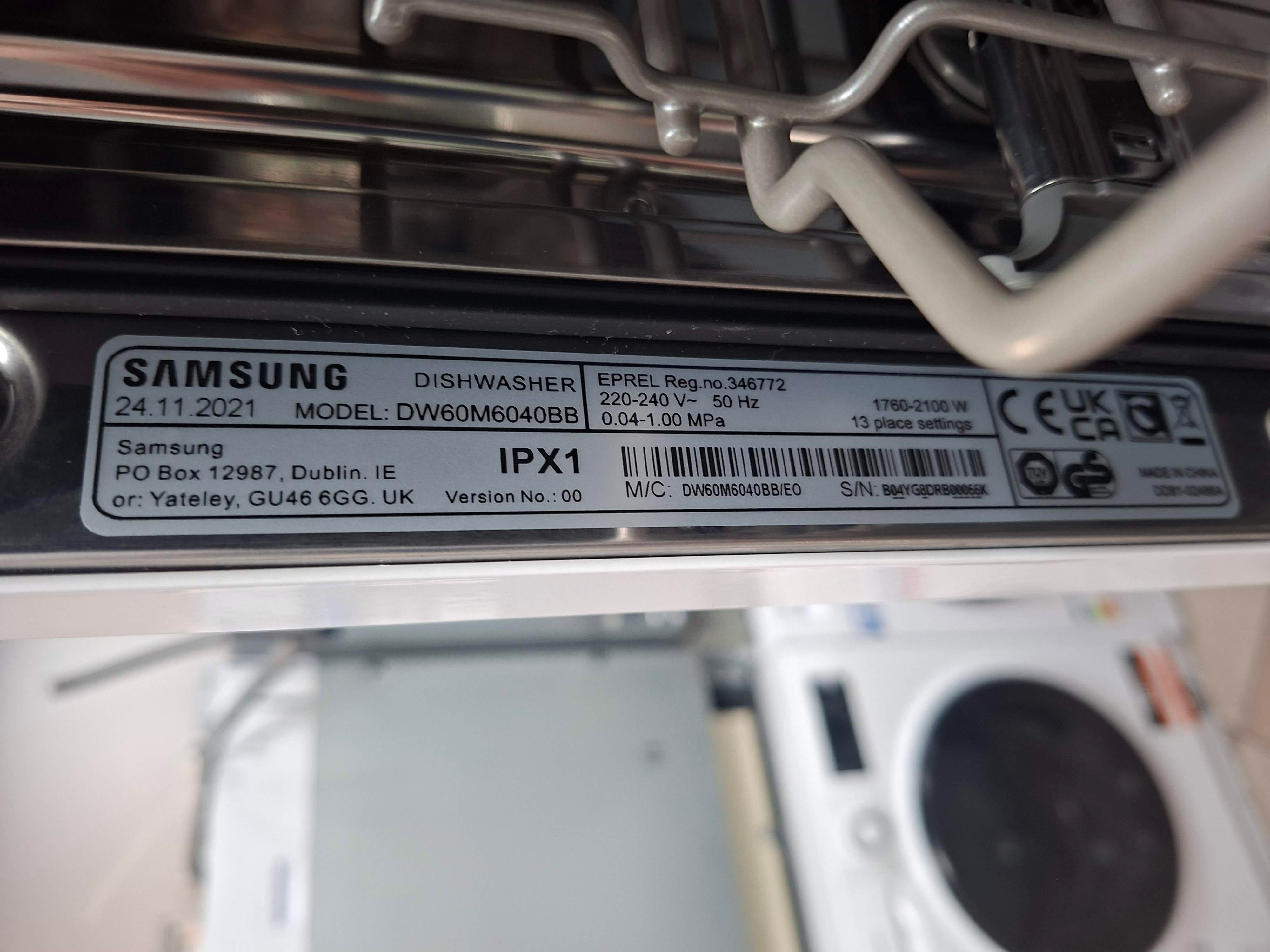Ugradna sudo mašina Samsung  DW60M6040BB