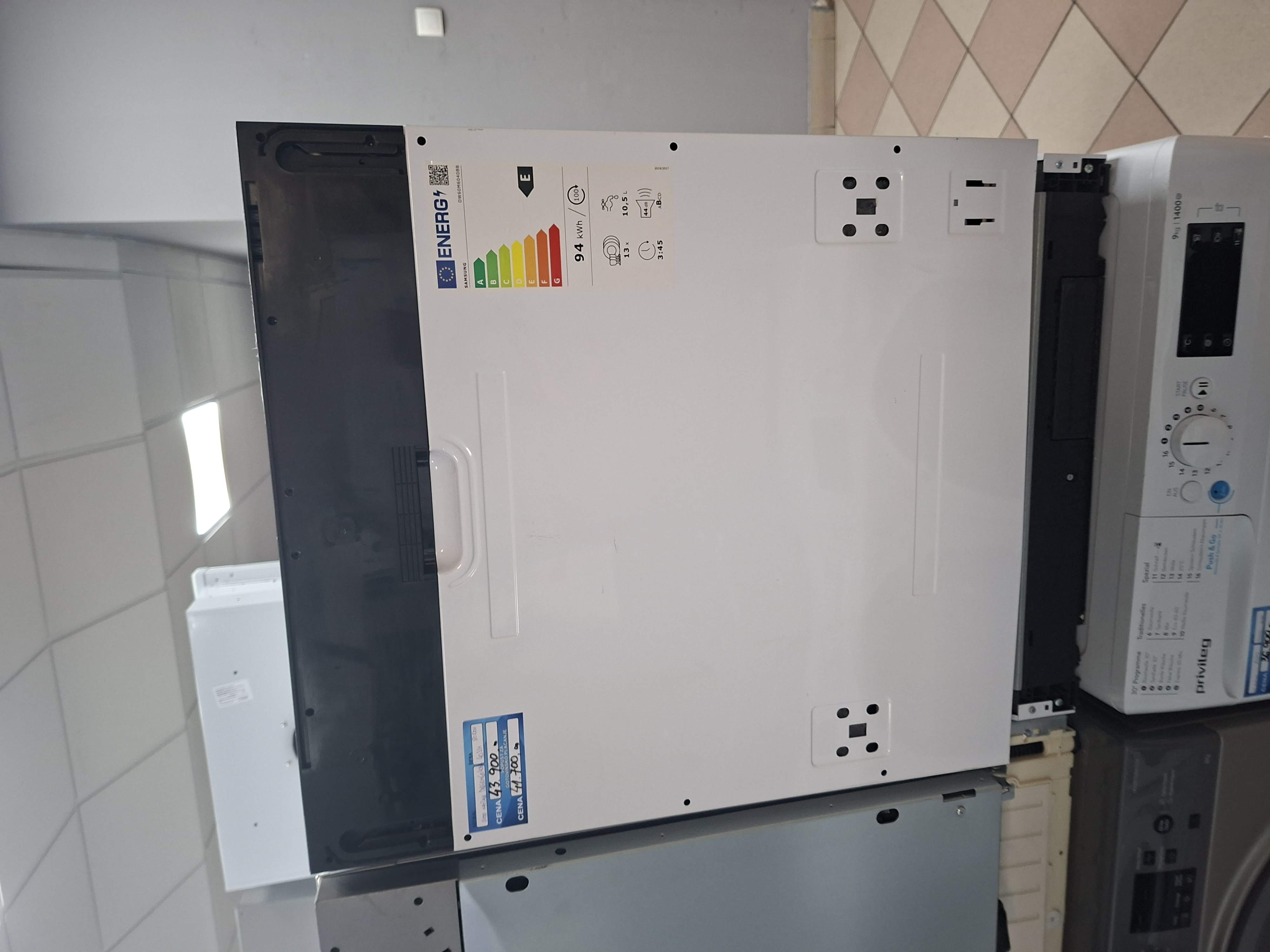 Ugradna sudo mašina Samsung  DW60M6040BB