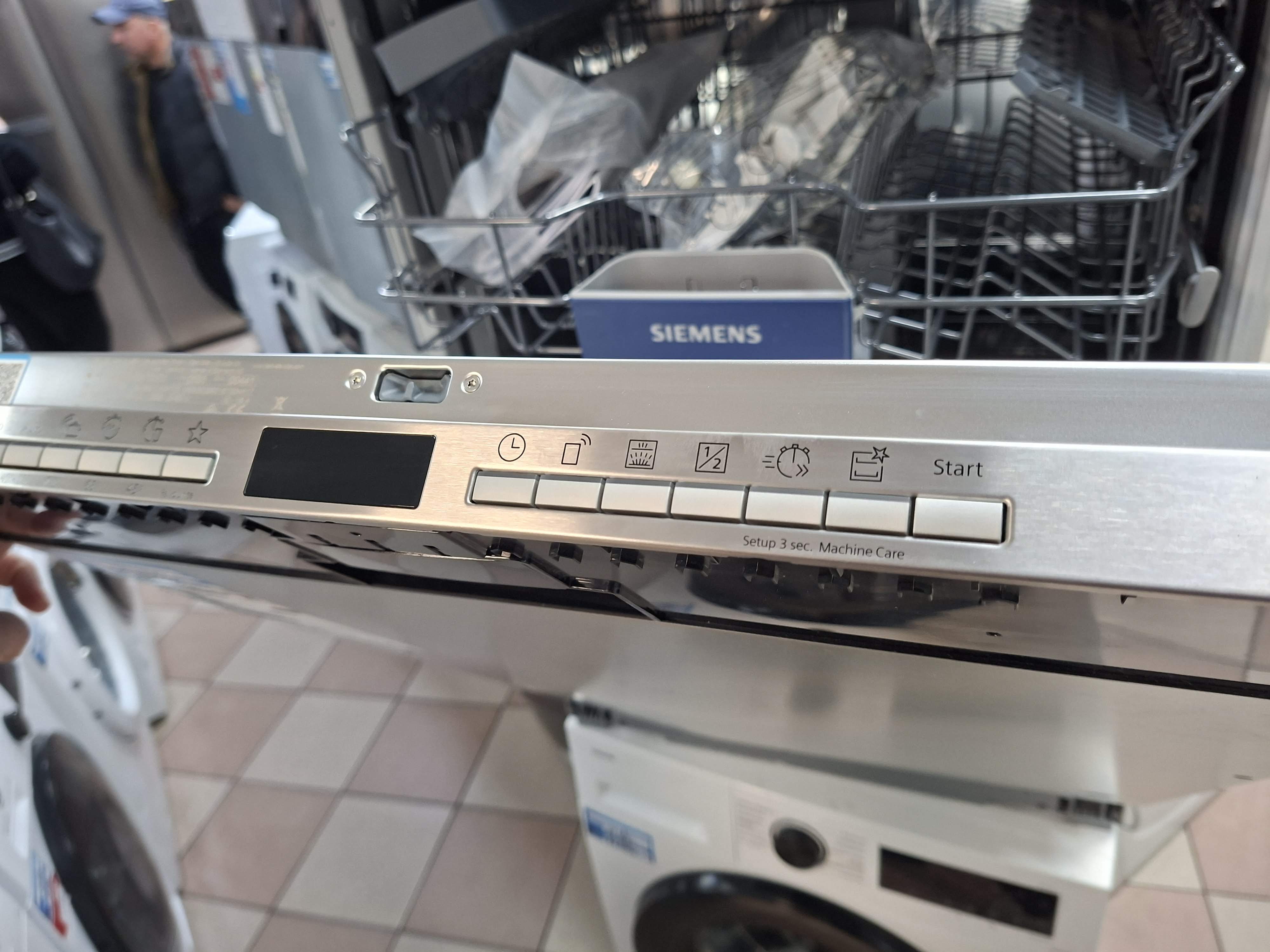 Ugradna Sudo mašina Simens SX63EX04TE/01 IQ300 , 13 kompleta