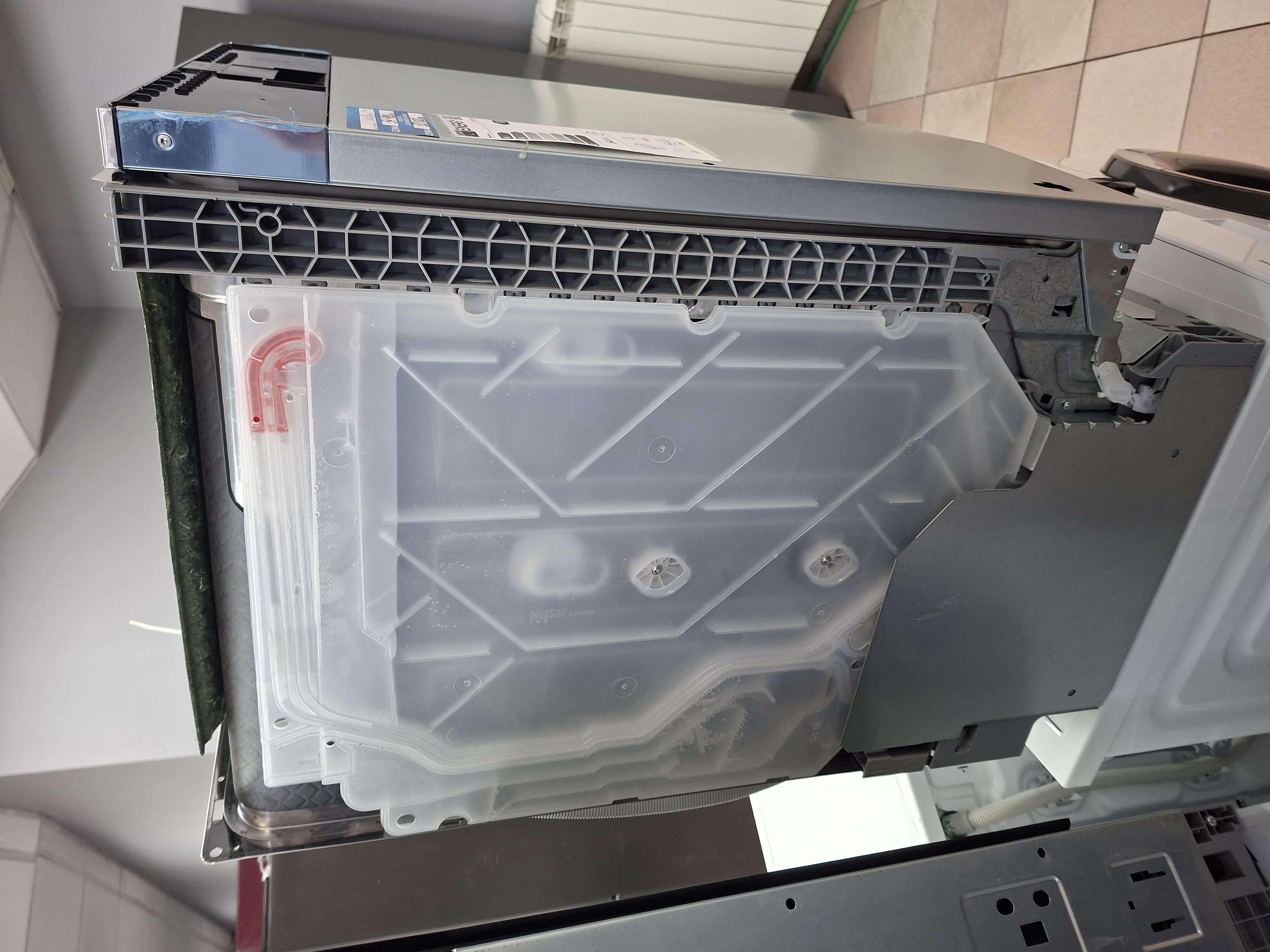 Ugradna Sudo mašina Simens SX63EX04TE/01 IQ300 , 13 kompleta