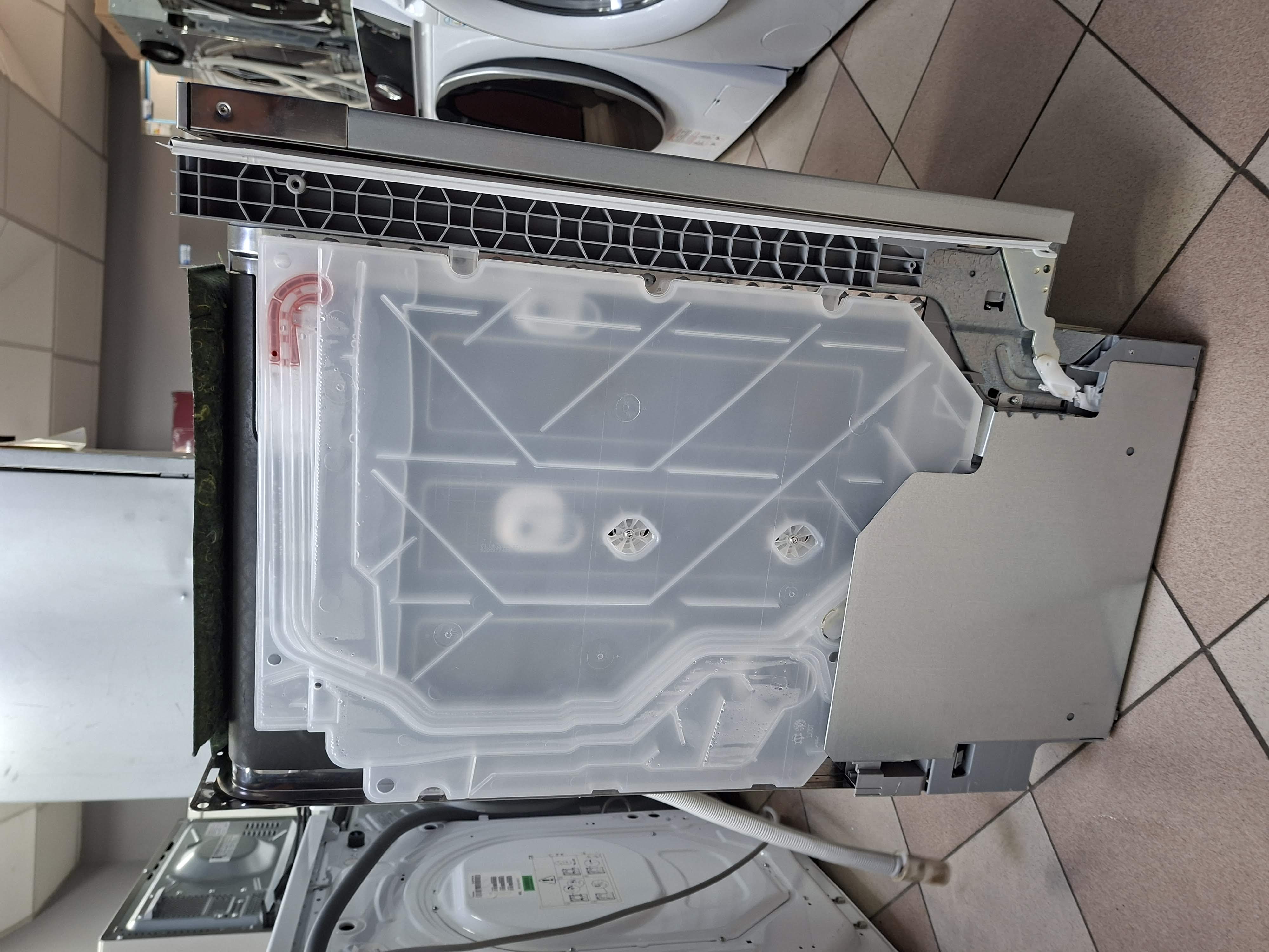 Ugradna Sudo mašina Simens SX63EX04TE/01 IQ300 , 13 kompleta