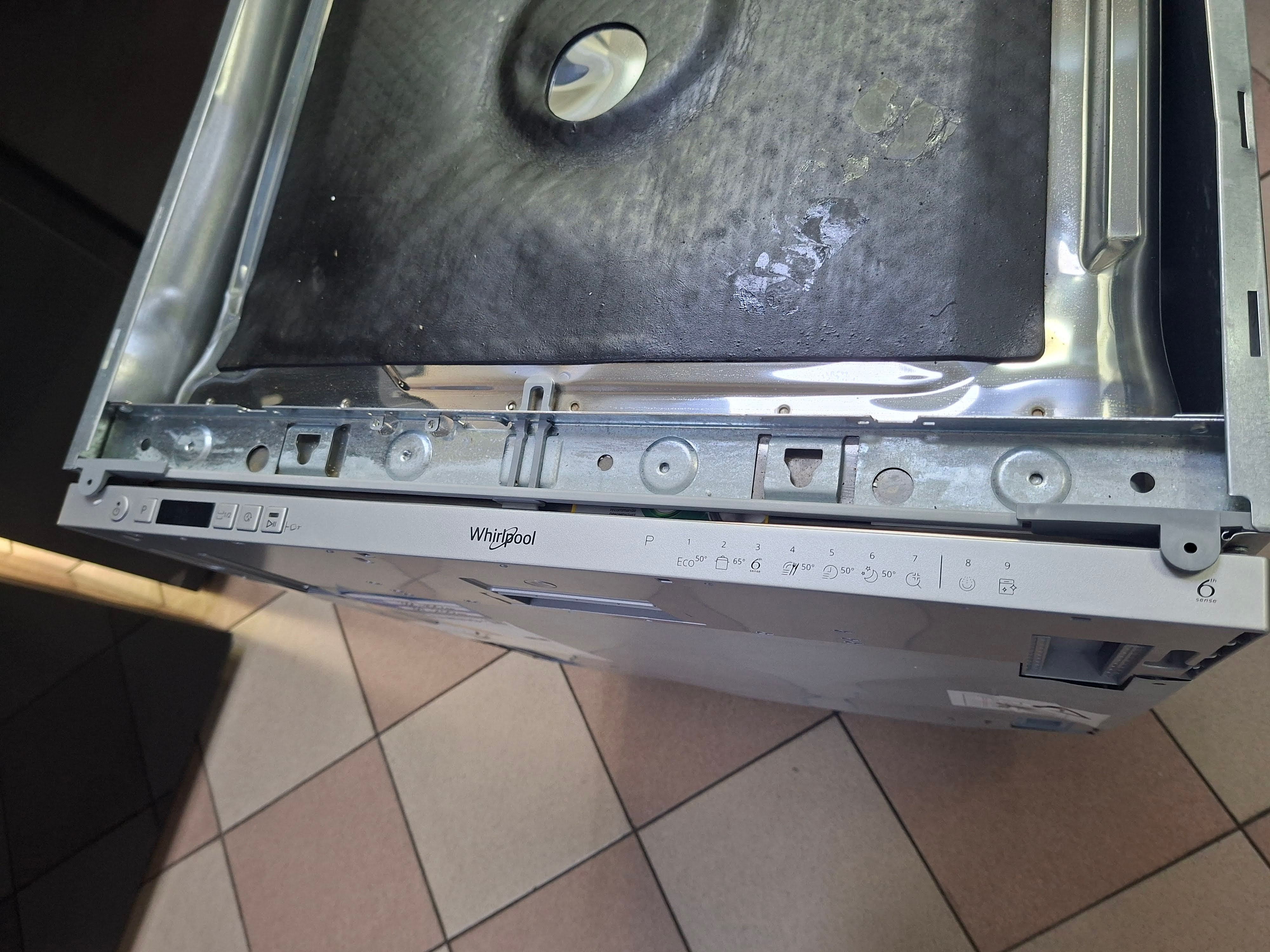 Ugradna sudo mašina Whirlpool W2I HD524 AS , 14 kompleta