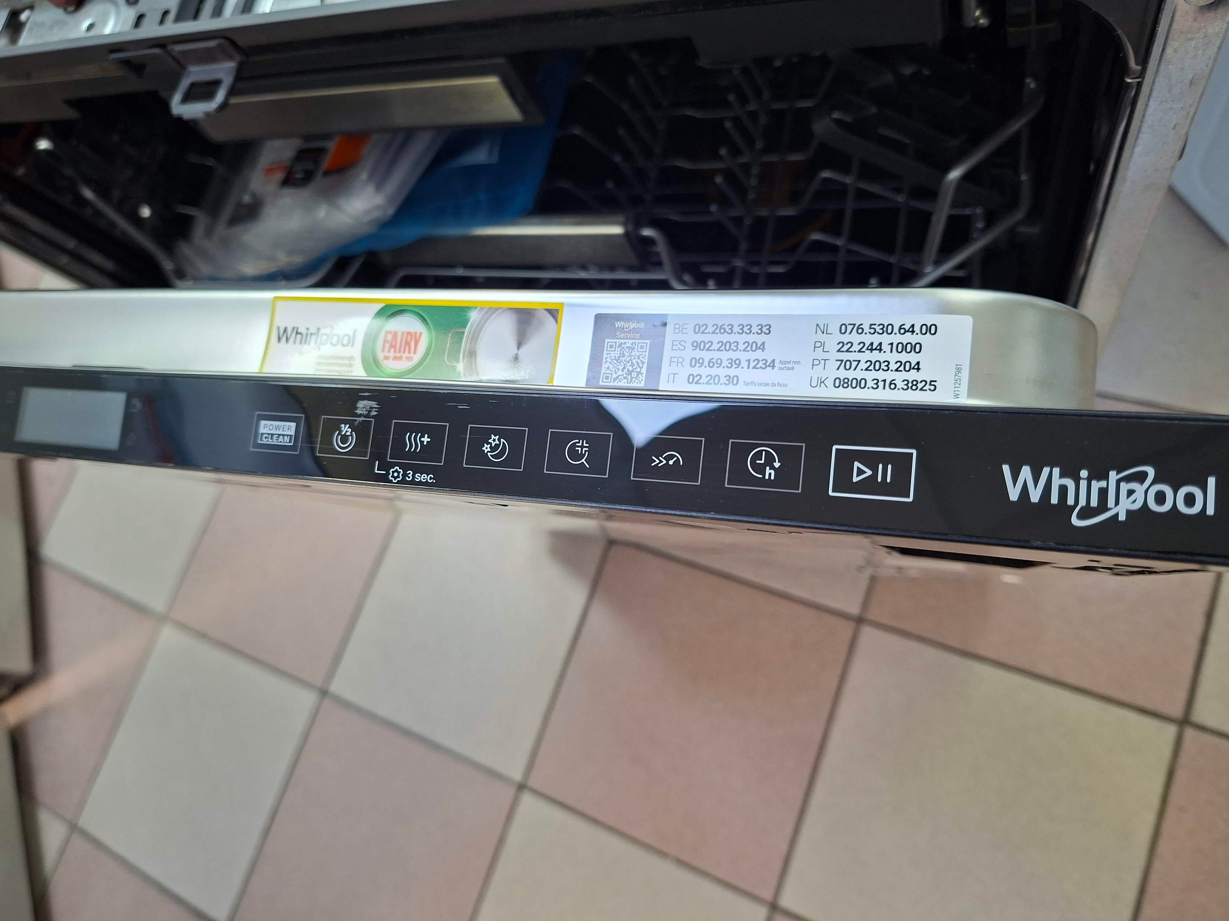 Ugradna sudo mašina Whirlpool W7I HF60 TU , 15 kompleta