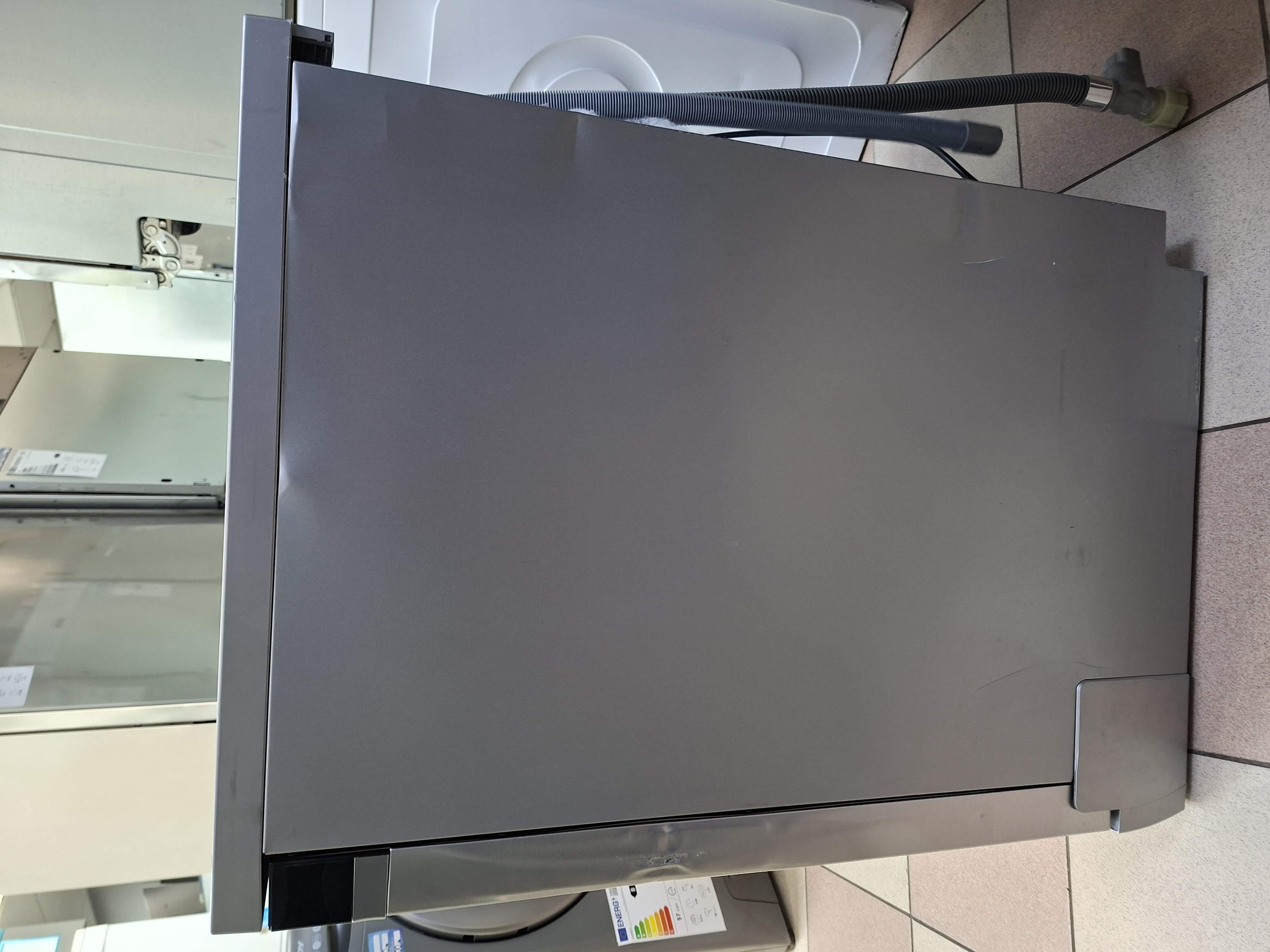Ugradna Sudo mašina Whirlpool W8F HS61X , 15 kompleta