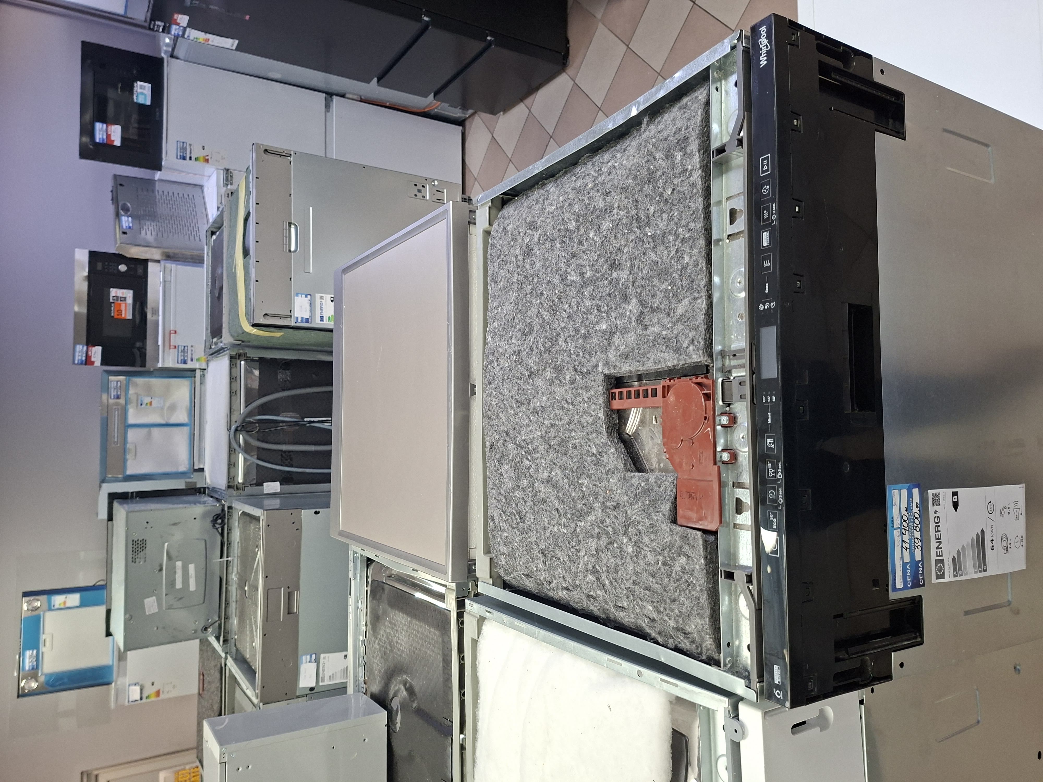 Ugradna Sudo mašina Whirlpool W8I HT58 T , 14 komplet