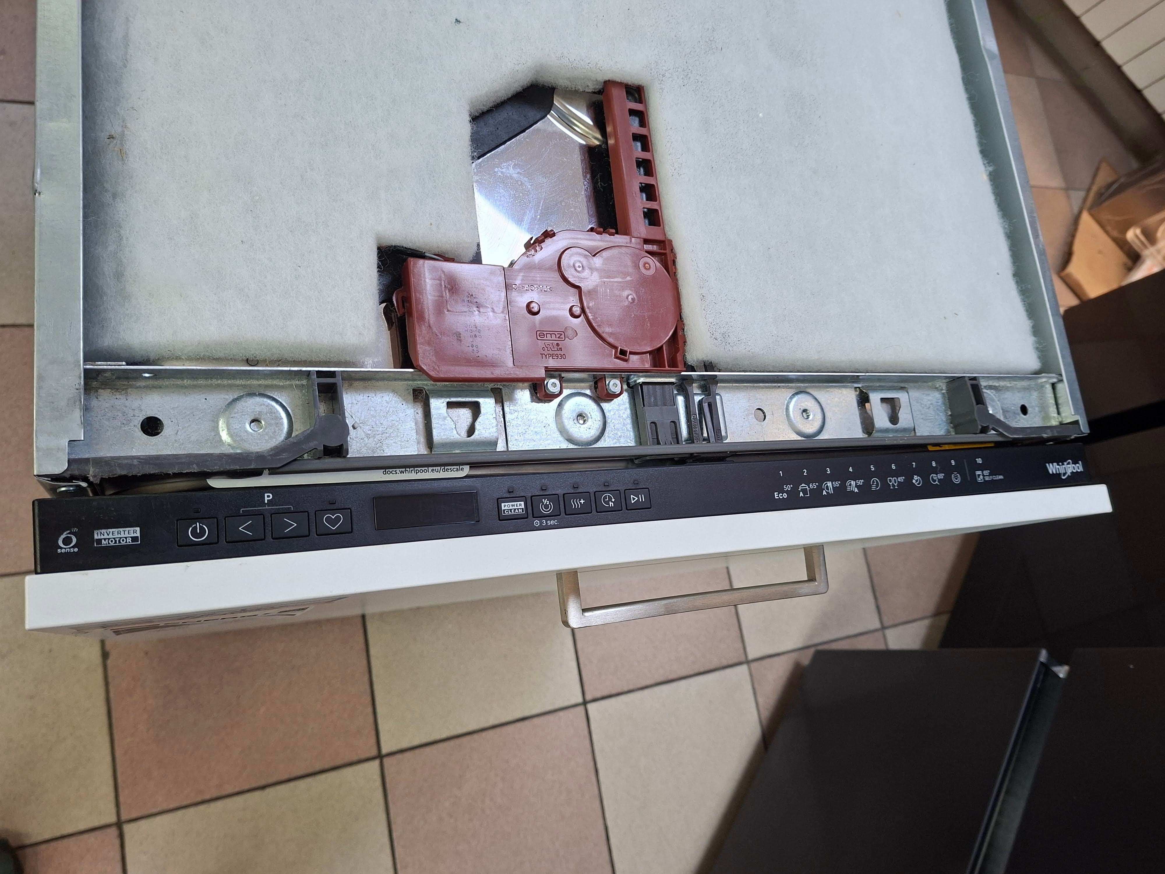 Ugradna Sudo mašina Whirlpool WH7IC15B4M6S0 ,15 kompleta