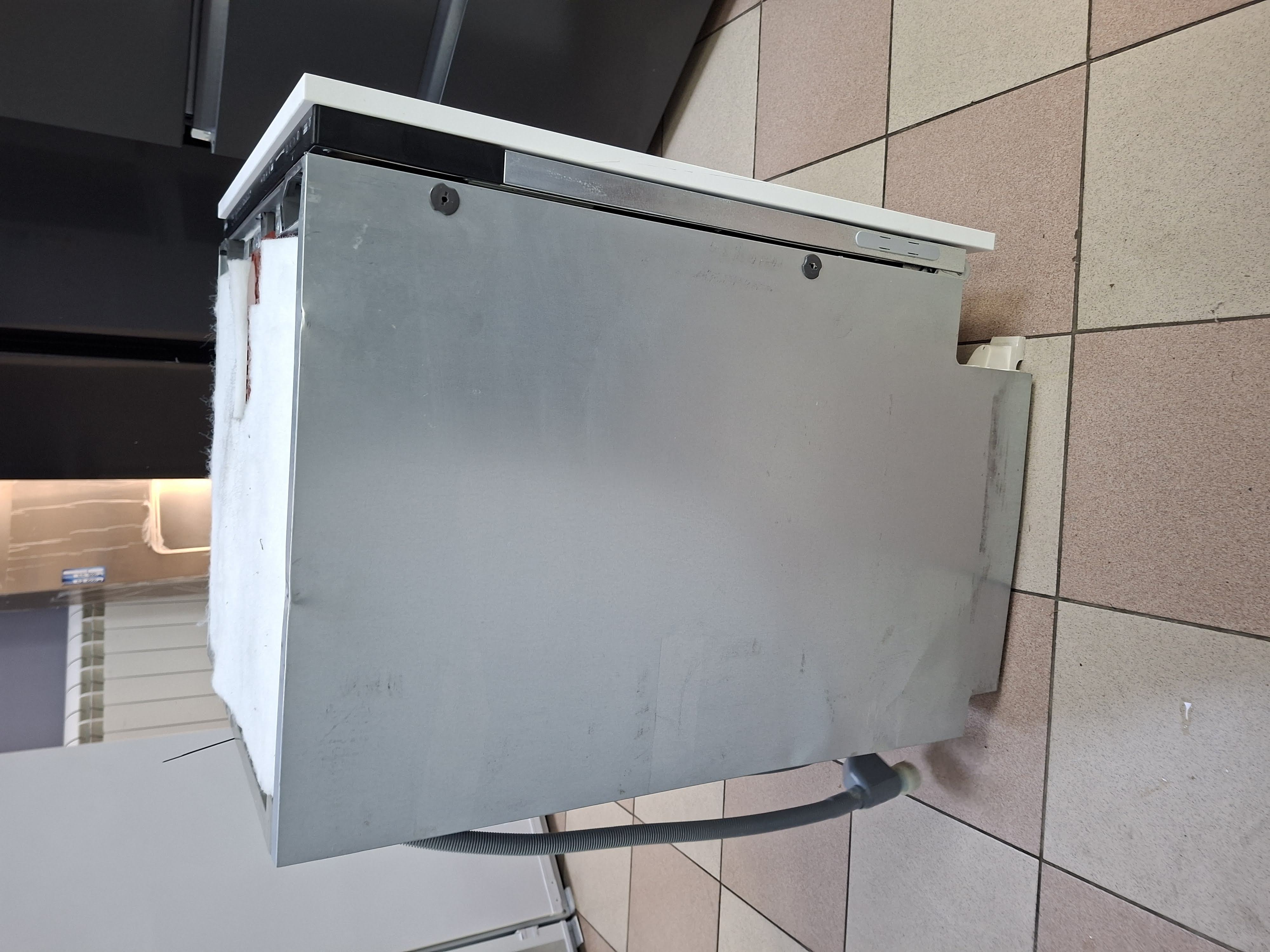 Ugradna Sudo mašina Whirlpool WH7IC15B4M6S0 ,15 kompleta