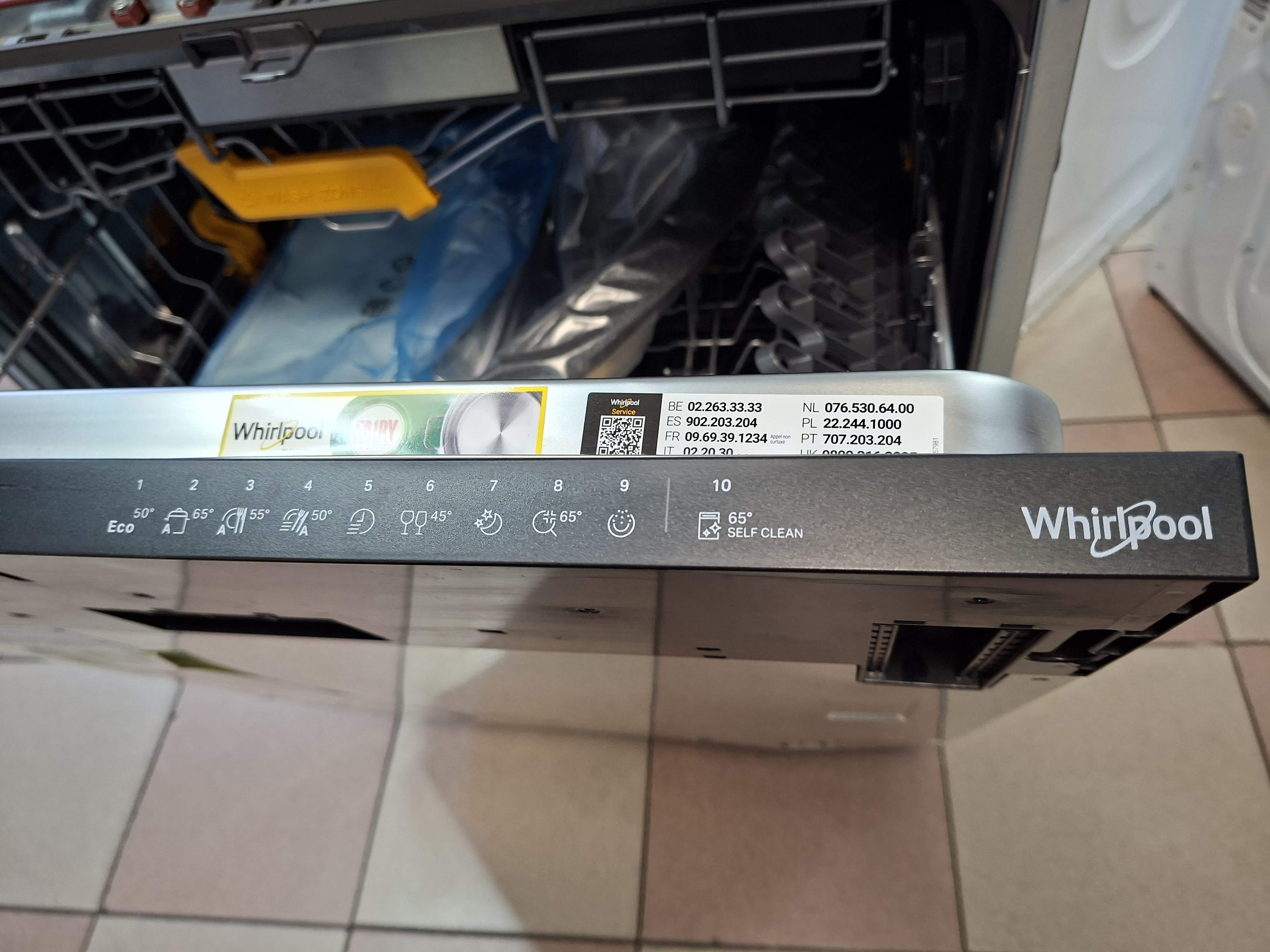 Ugradna Sudo mašina Whirlpool WH8IA15AM6L0 , 15 kompleta