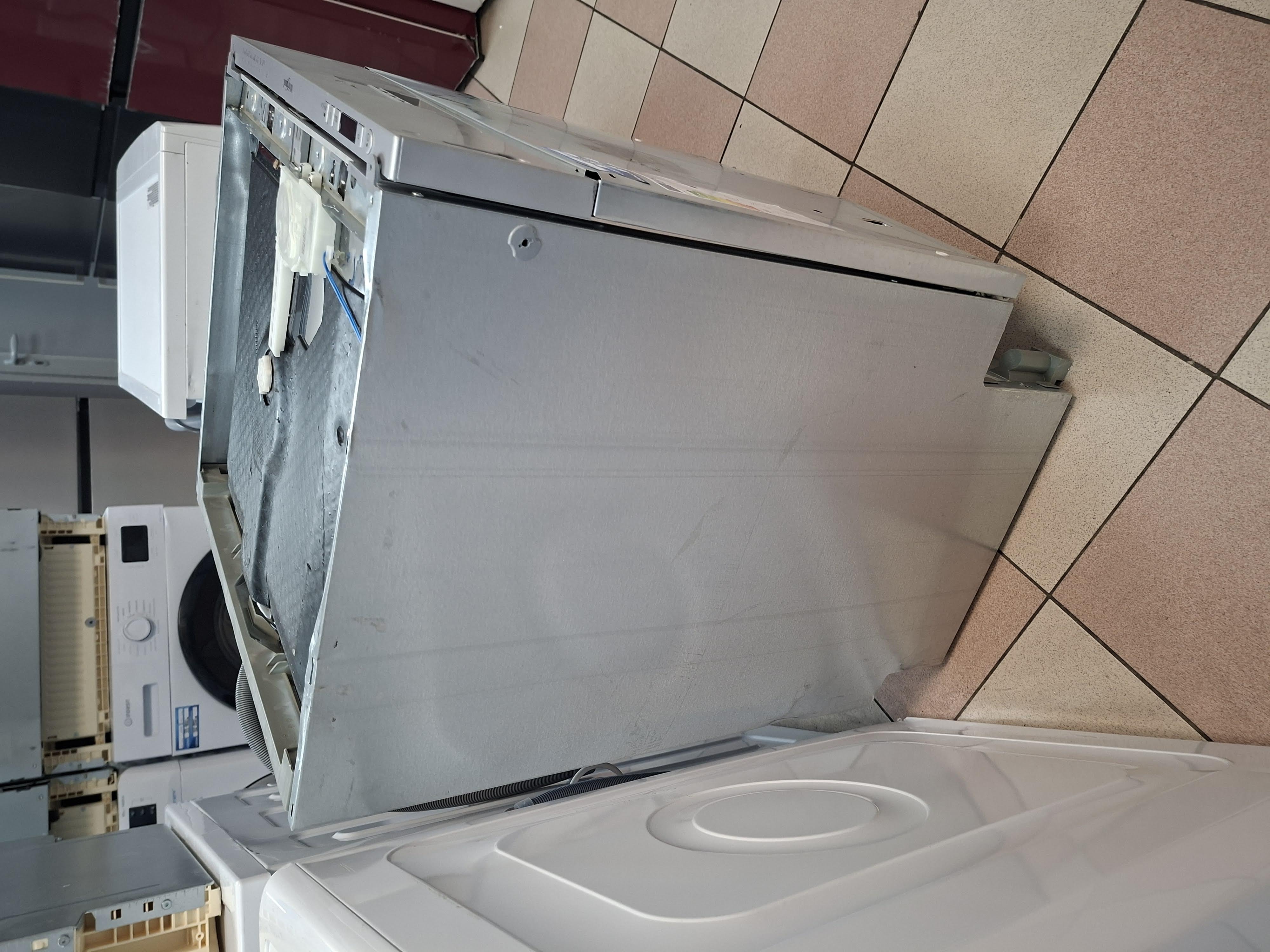 Ugradna Sudo mašina Whirlpool WIC 3C26 F, 14 kompleta