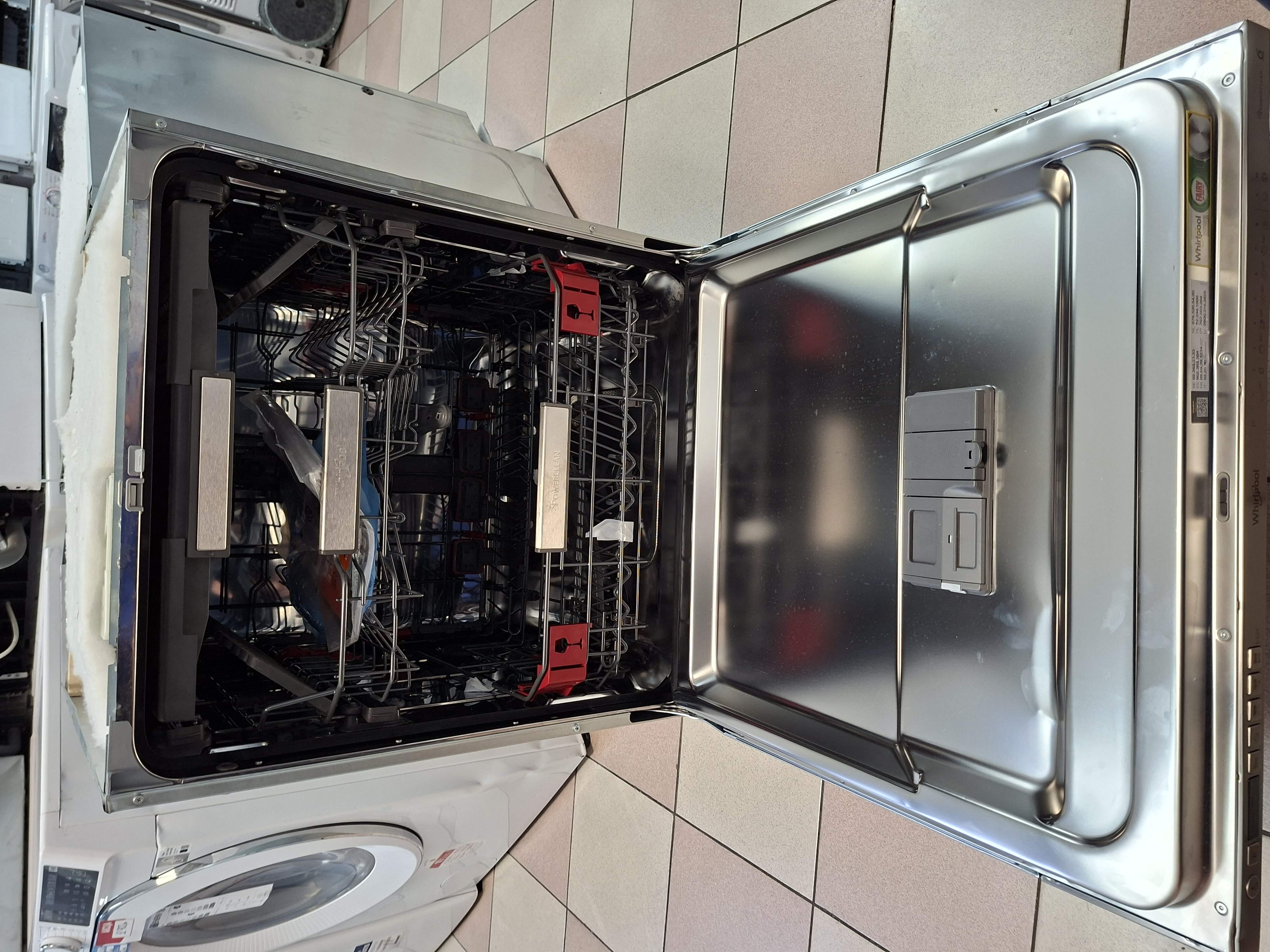 Ugradna Sudo mašina Whirlpool WIO 30540 PELG,14kompleta