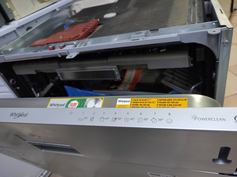 Ugradna Sudo mašina Whirlpool WIO 3O26 PL, 14kompleta