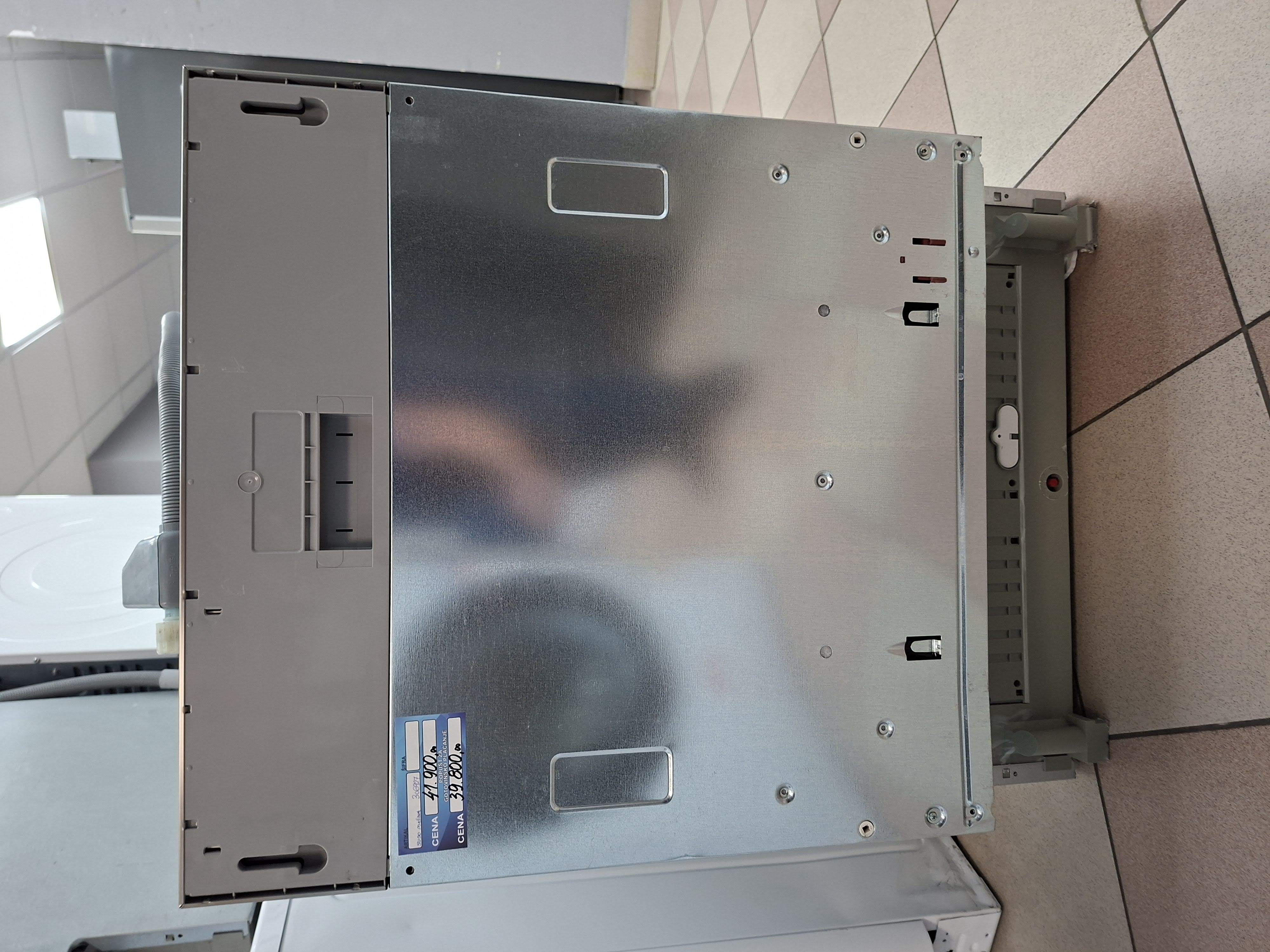 Ugradna Sudo mašina Whirlpool WIO 3O540 PELG,14kompleta